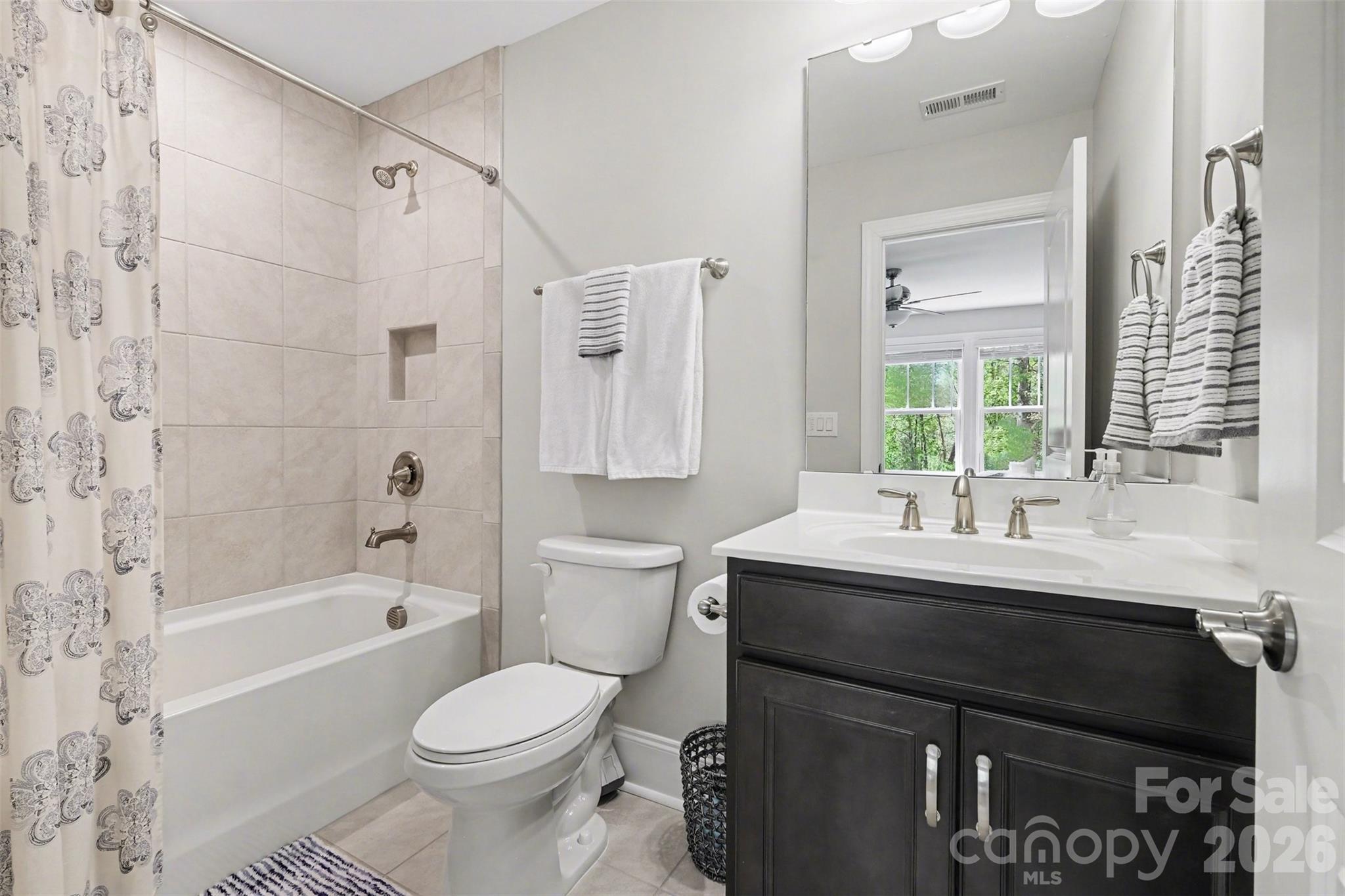 Mclean - South Shore - Residential