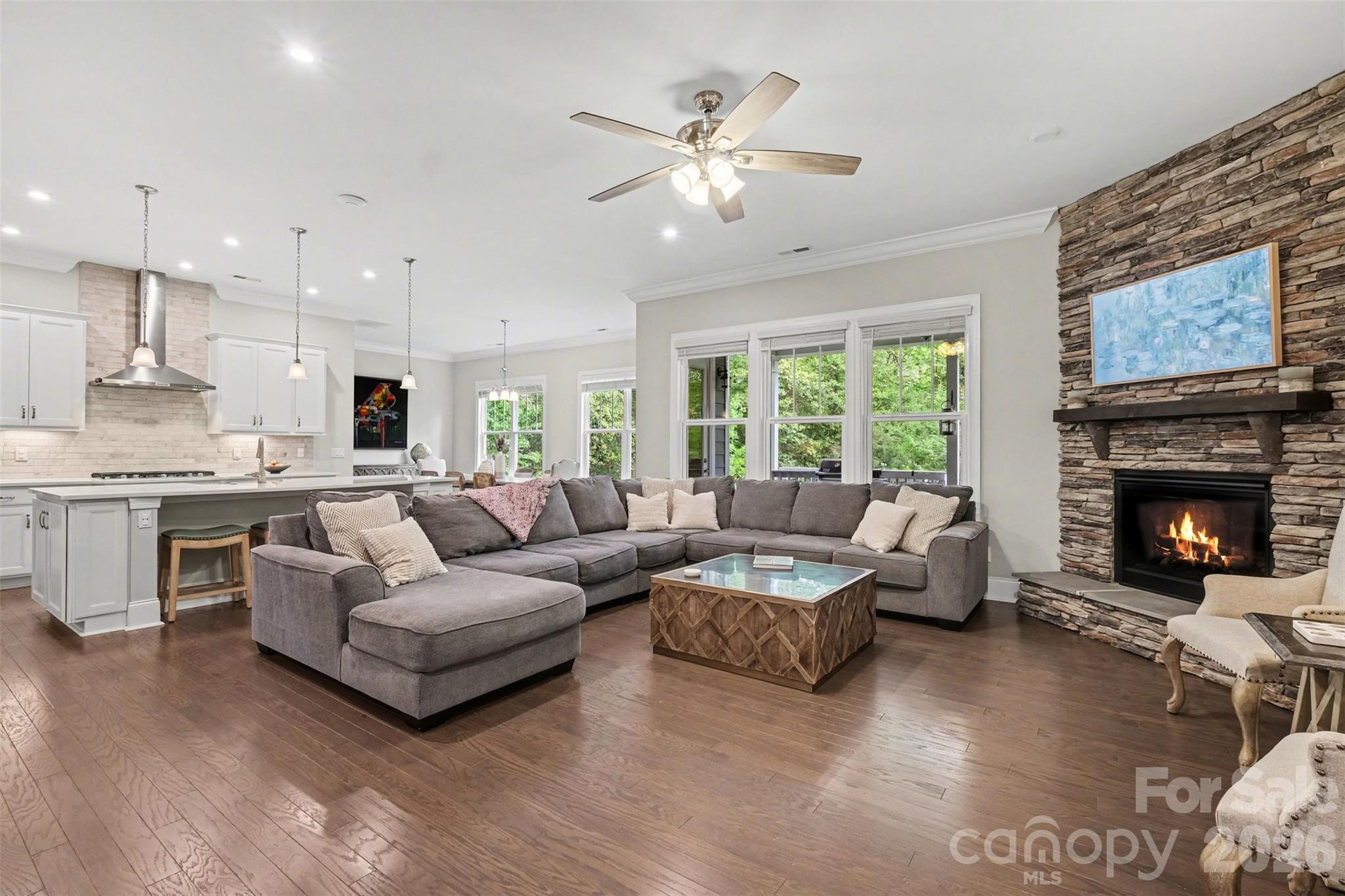 Mclean - South Shore - Residential