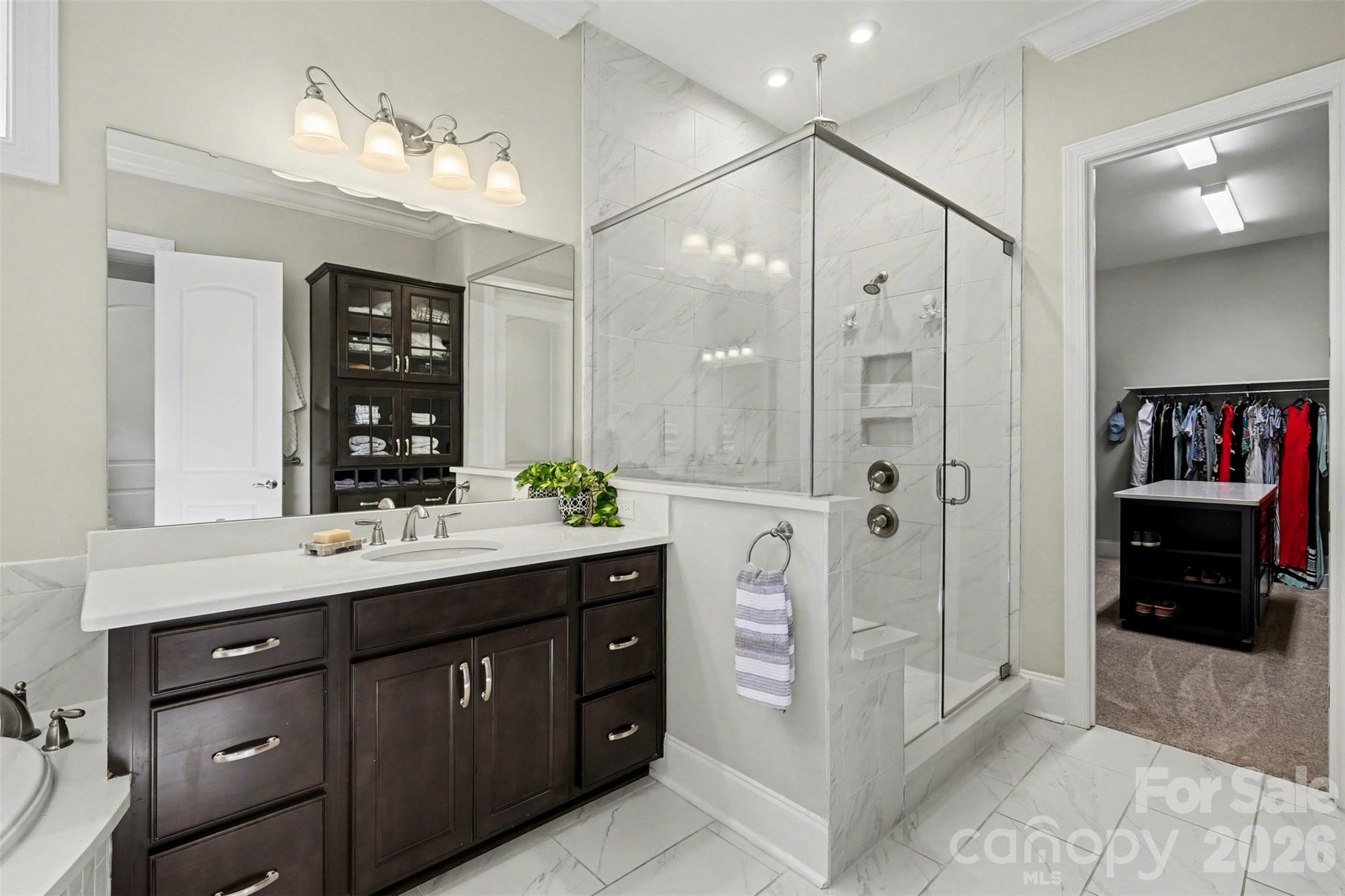 Mclean - South Shore - Residential