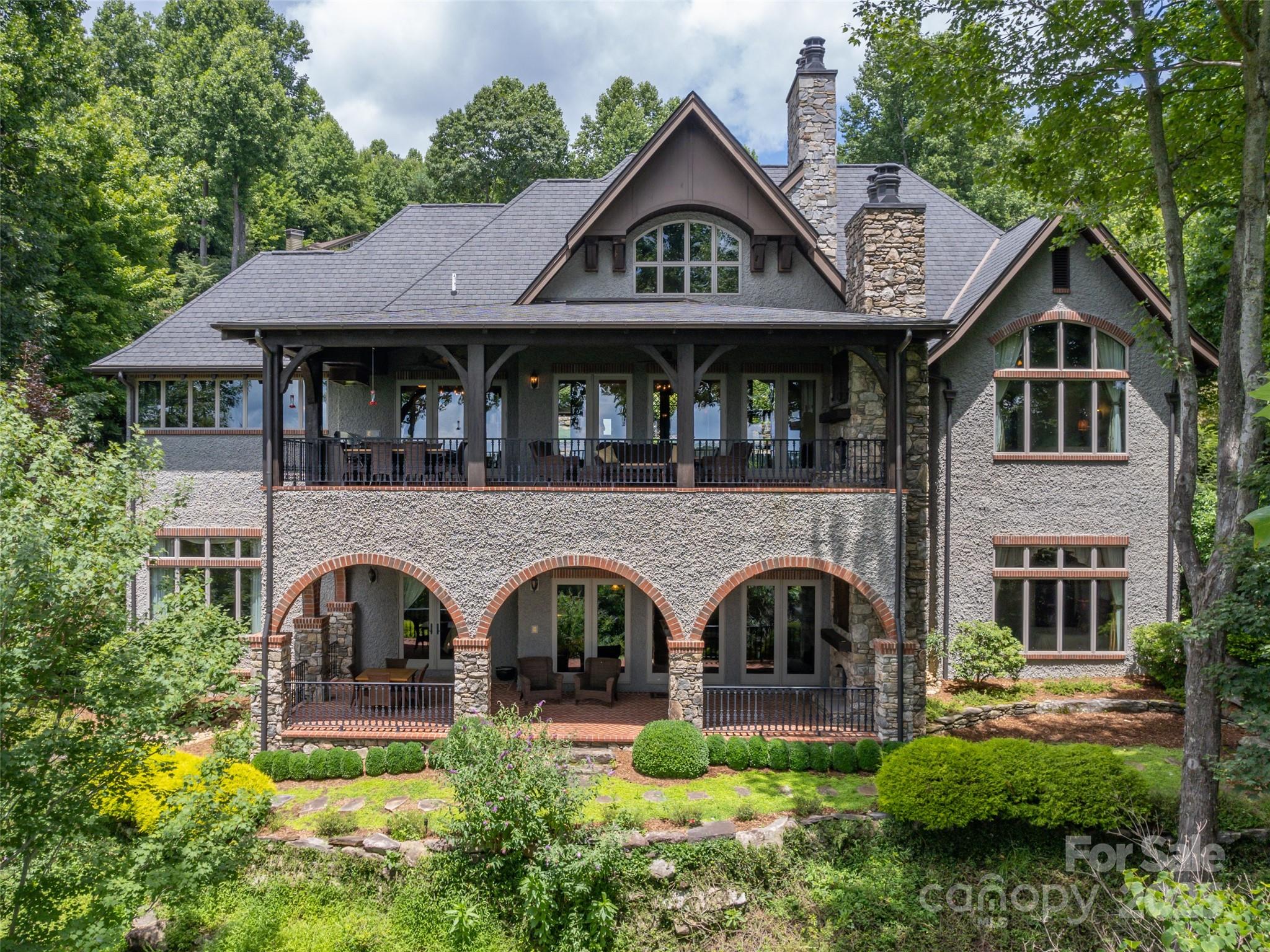 Champion Hills - Residential