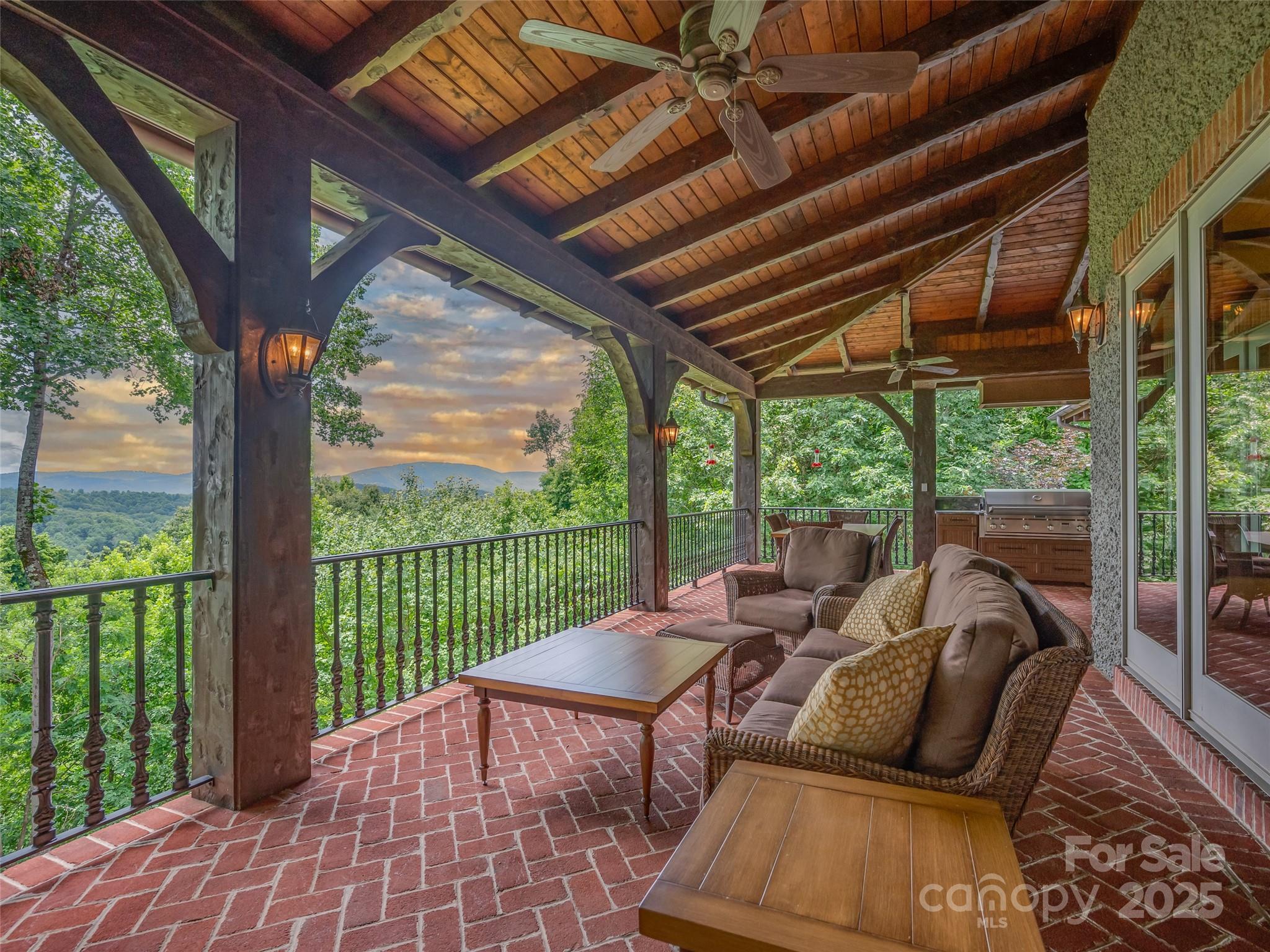 Champion Hills - Residential