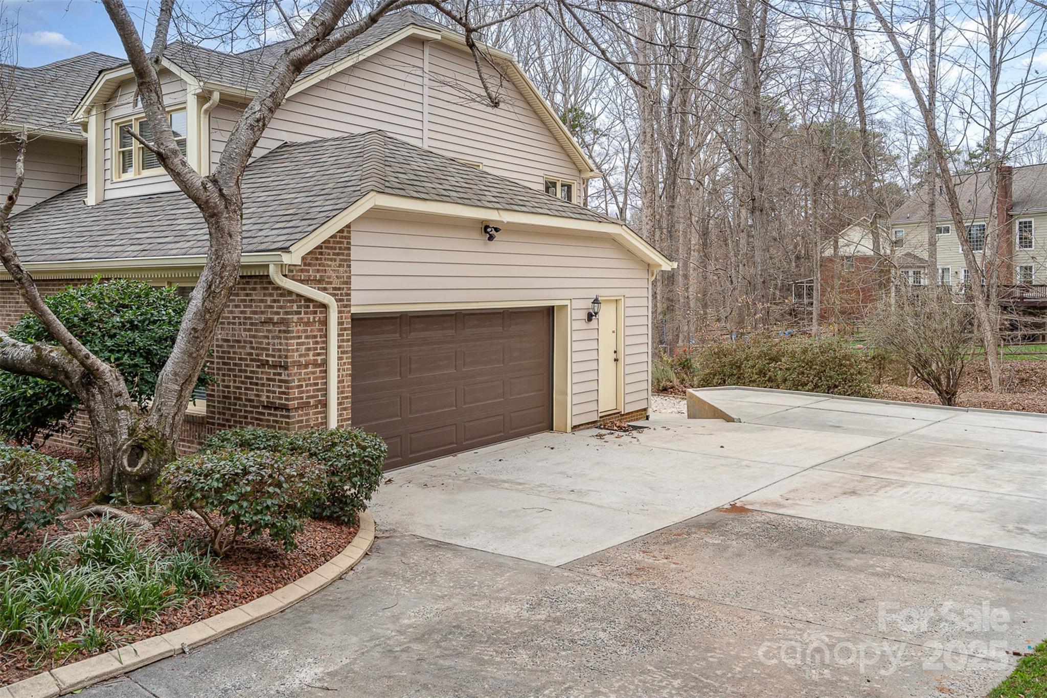 8909 Abberley Court