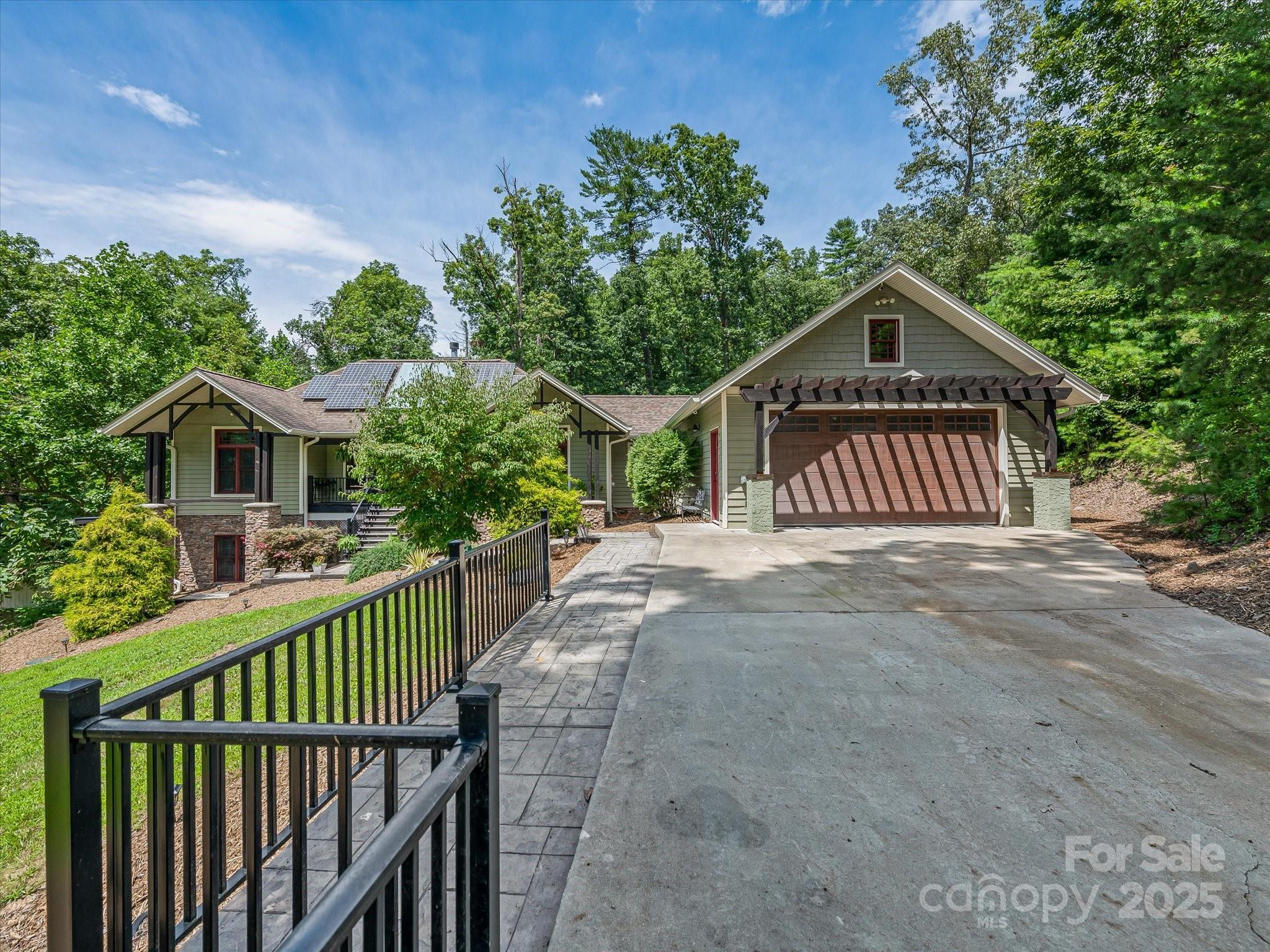 29 Spanish Oak Drive