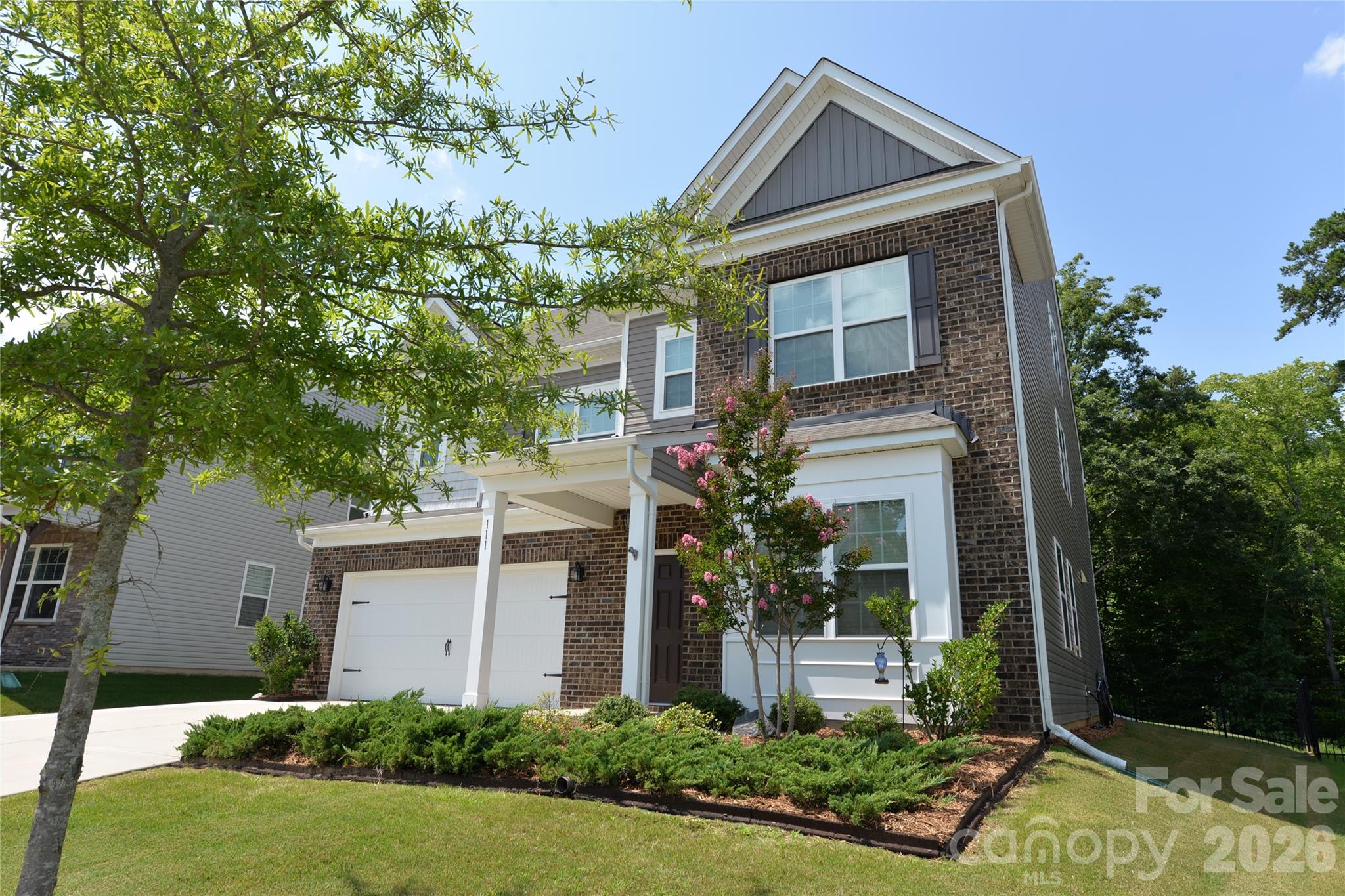 111 Lambeth Loop