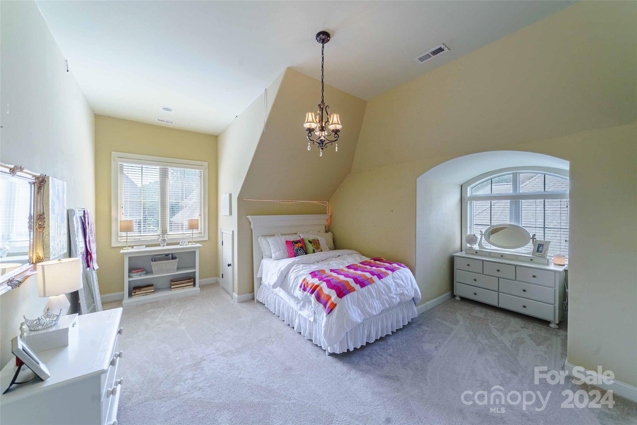 Joslin Pointe - Residential