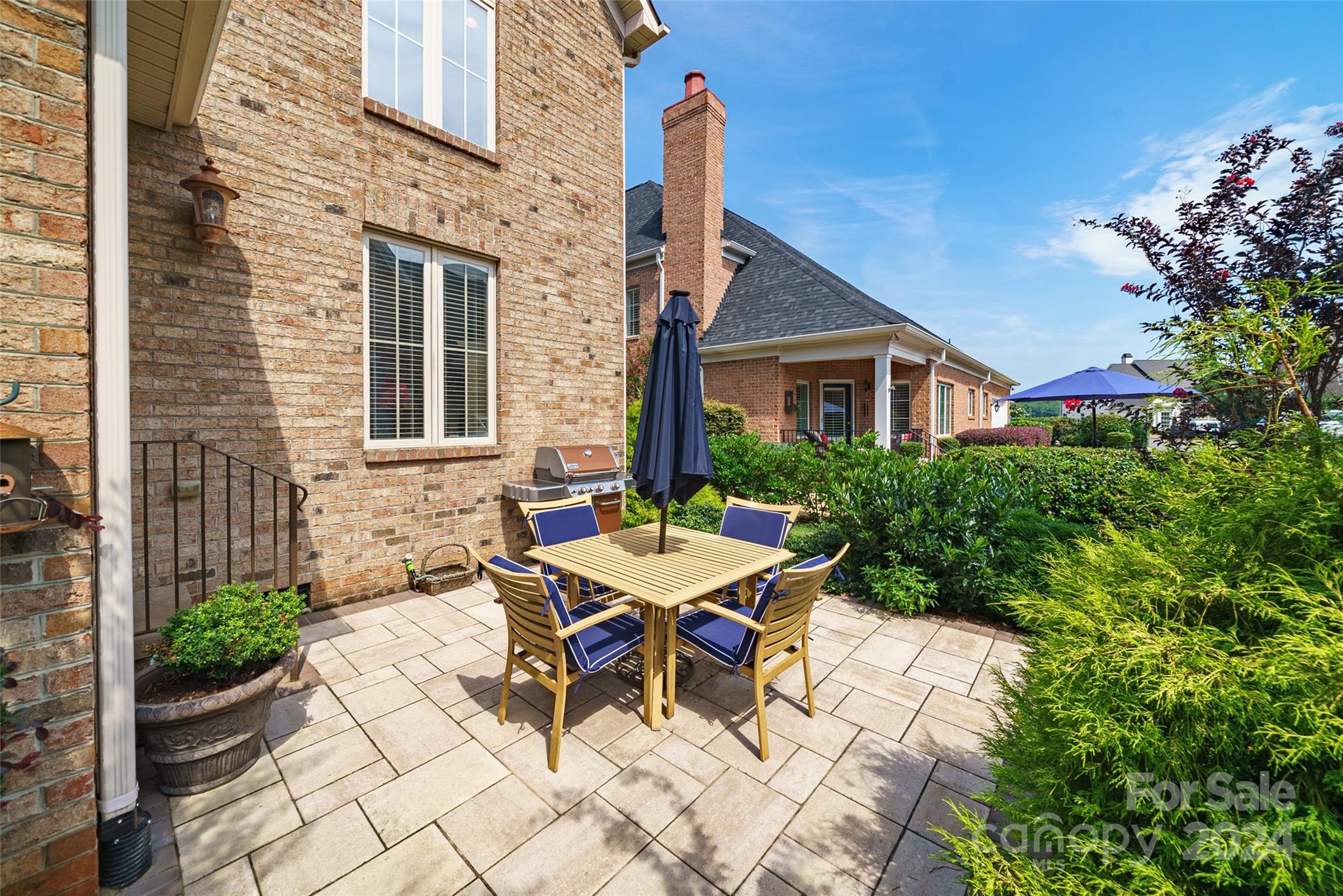 Joslin Pointe - Residential