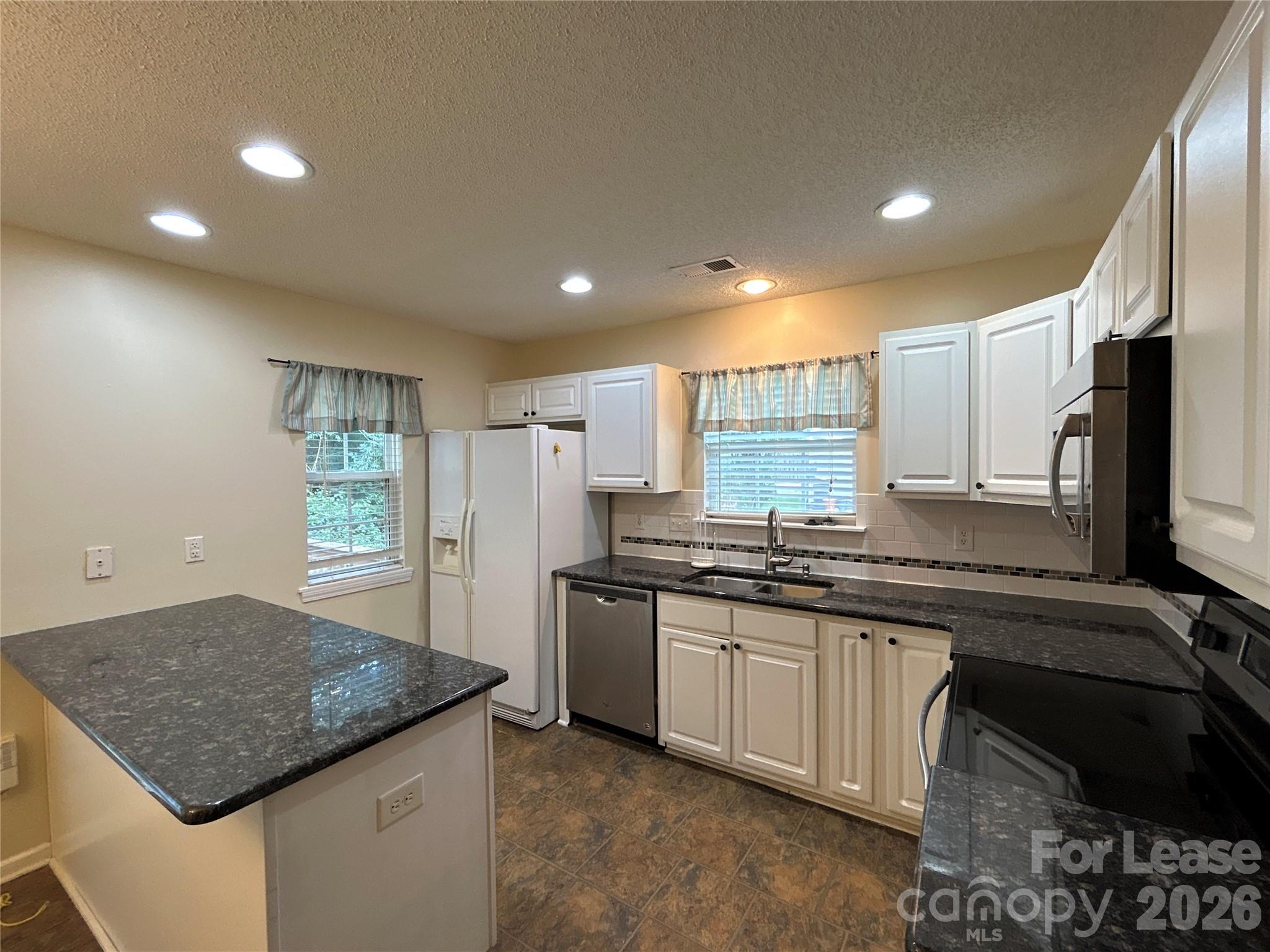 Maple Crest - Residential Lease