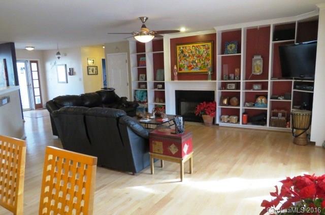 Tega Cay - Residential