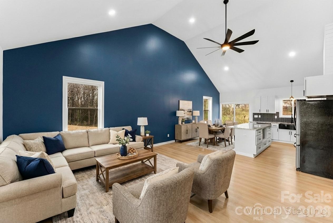 516 N Mulberry Street