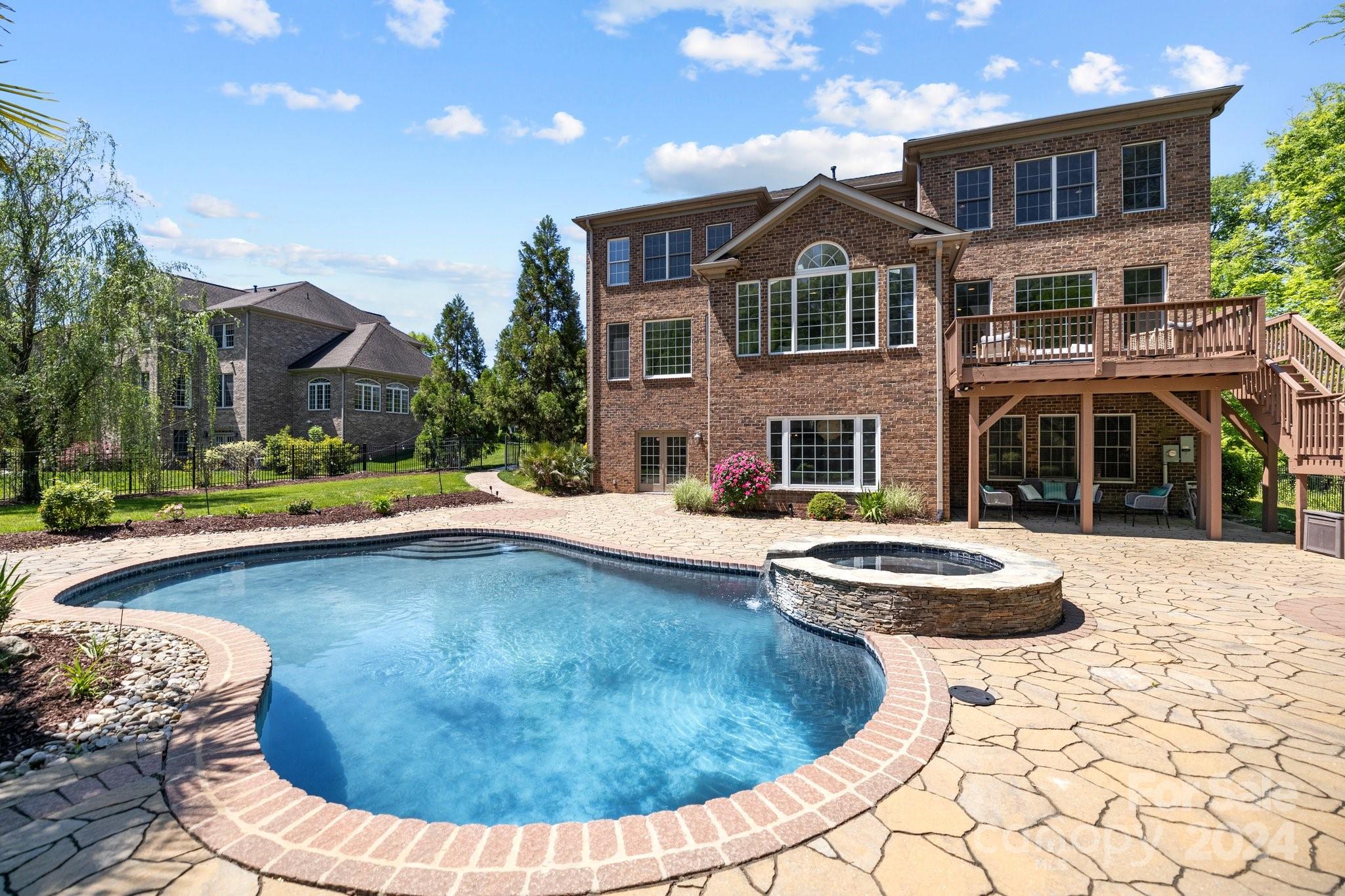 Marvin Creek - Residential