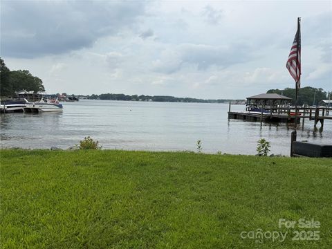 7423 Norman Island Drive Cornelius NC 28031