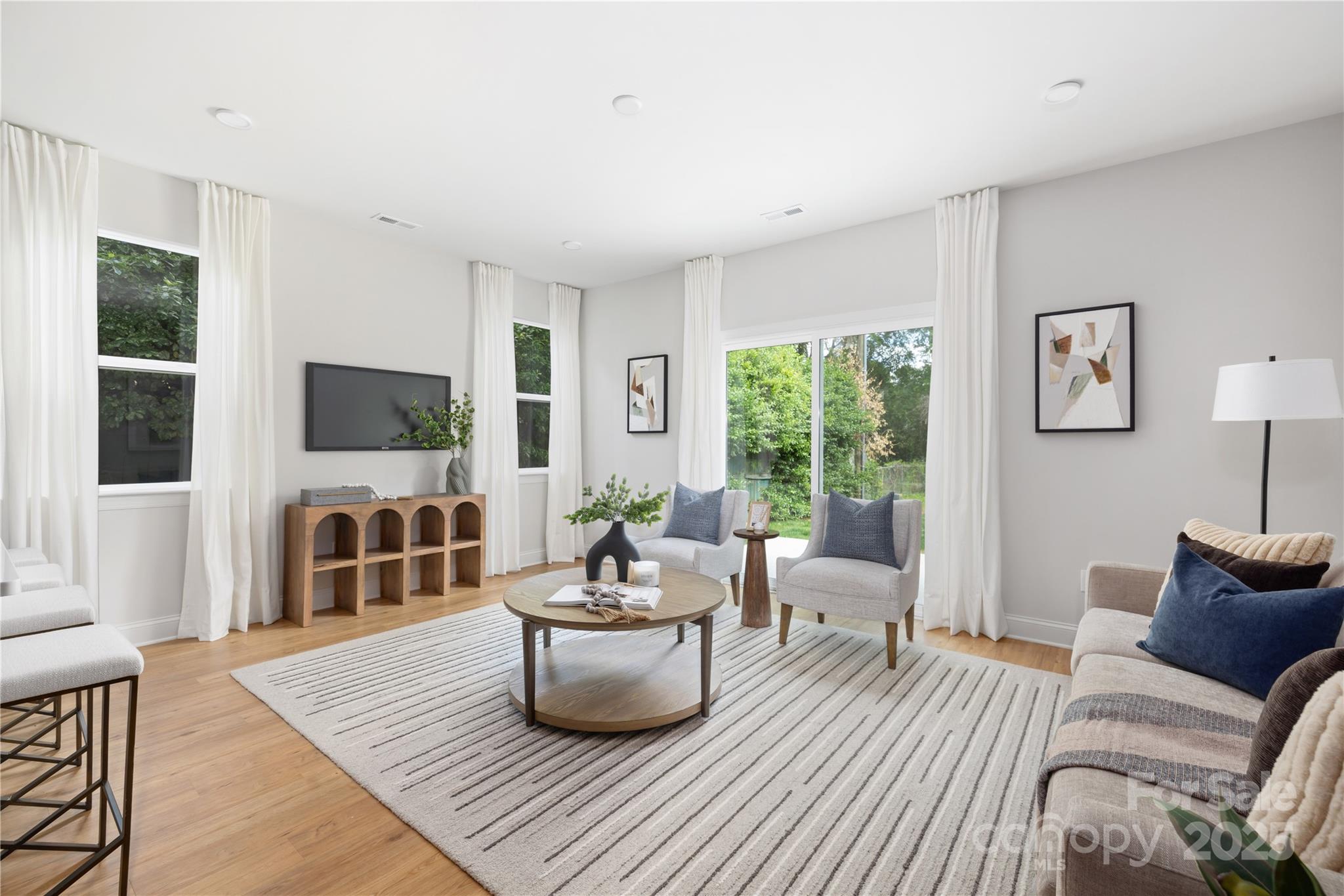 5404 Maplewood Lane
