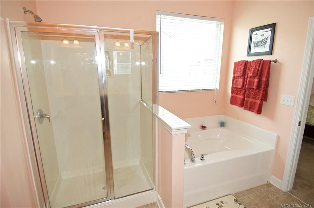 The Vineyards on Lake Wylie - Residential