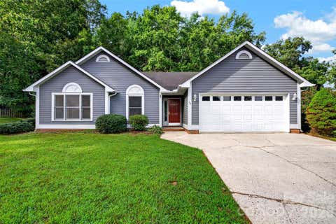 Photo of 35 Marlwood Court #136, Asheville, NC 28804 (MLS # 4416162)
