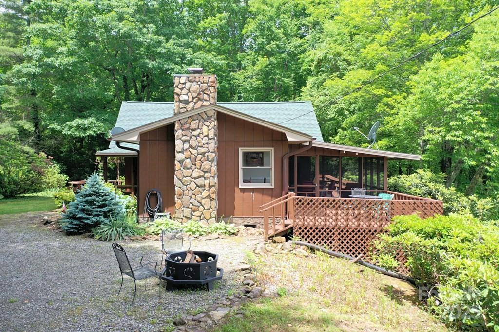 227 Cool Springs Road
