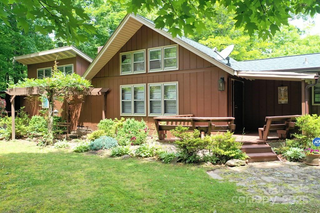227 Cool Springs Road