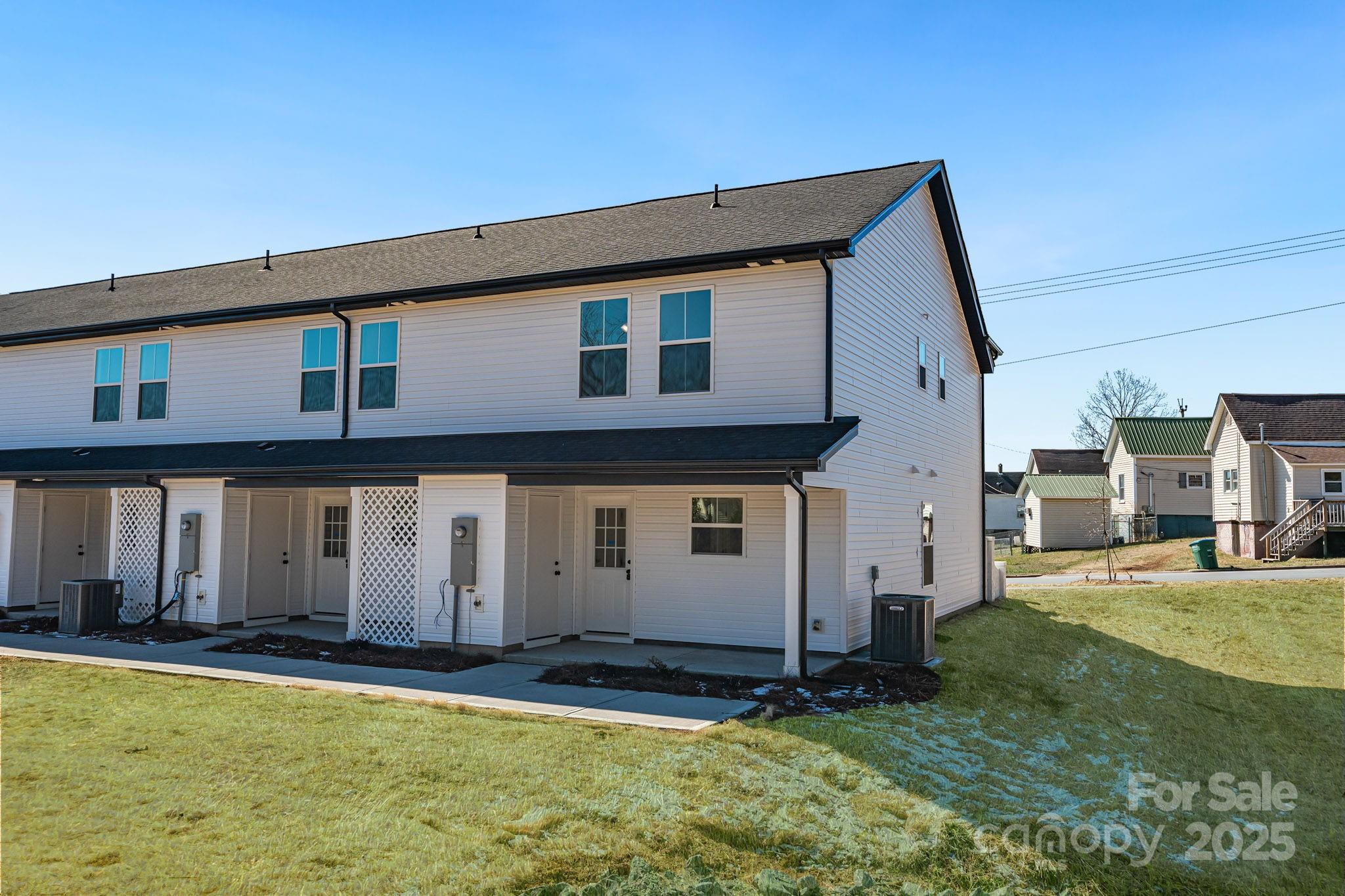 233 E Rice Street 9