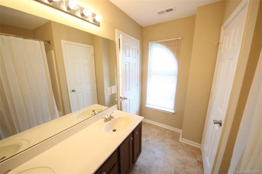 Unknown - Residential Lease