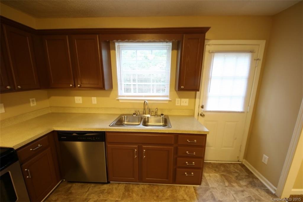 Unknown - Residential Lease