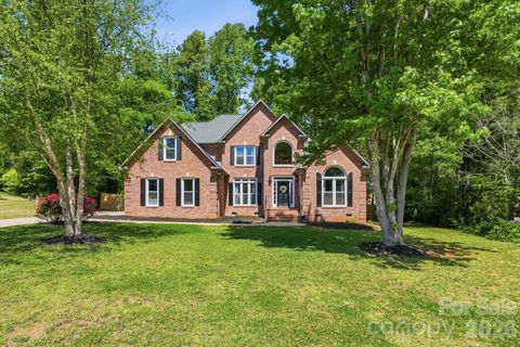 Photo of 2165 Potpourri Point, Rock Hill, SC 29732 (MLS # 4373115)
