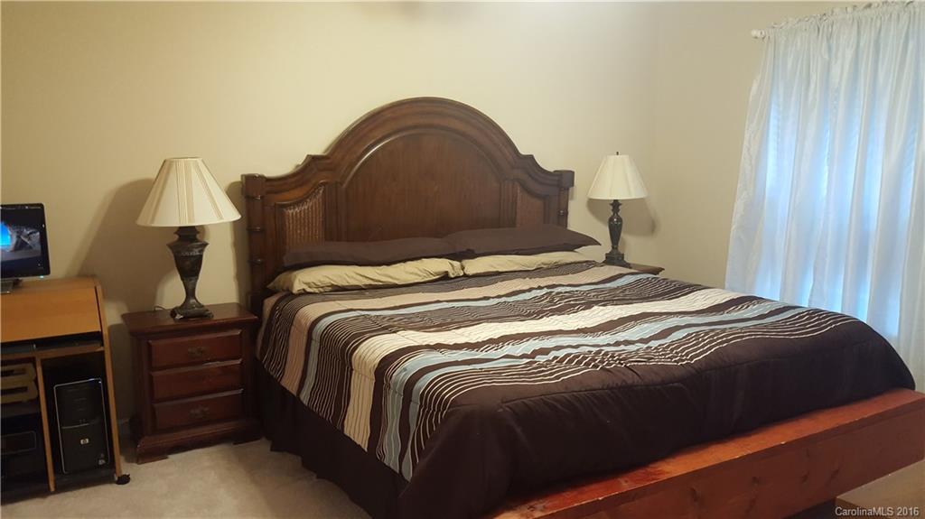 Glen Laurel - Residential