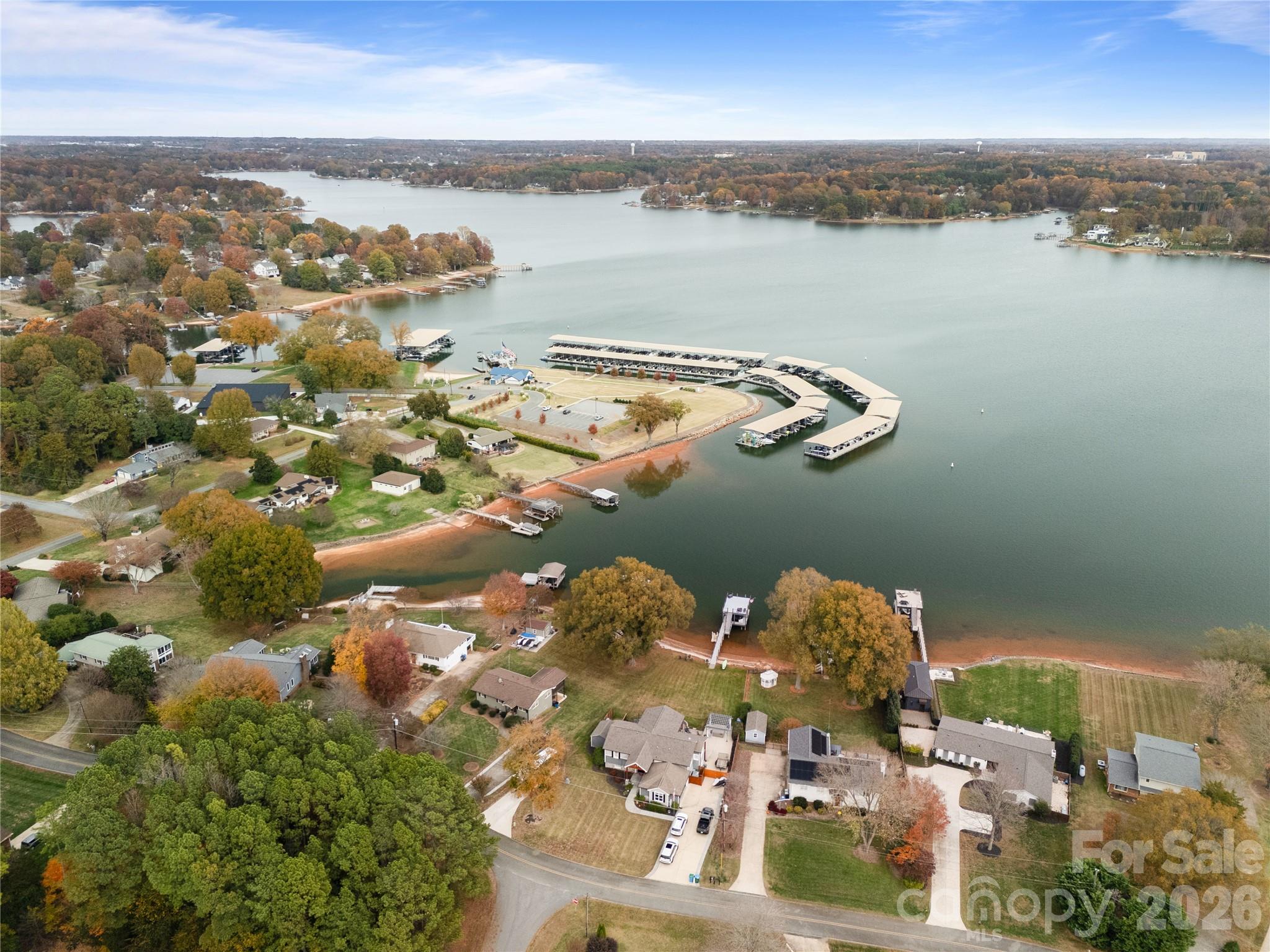 IMPERIAL POINT - Residential