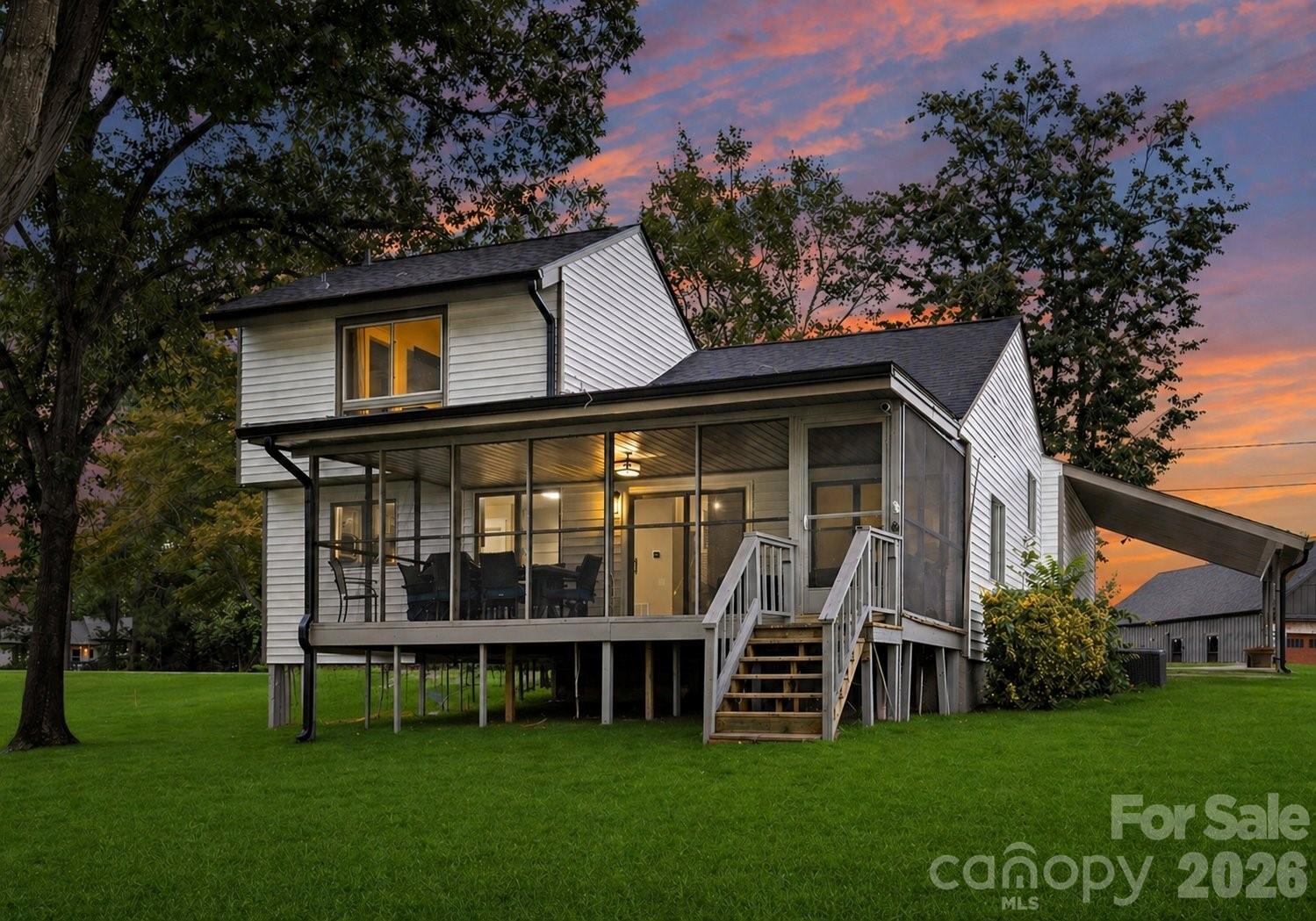 IMPERIAL POINT - Residential