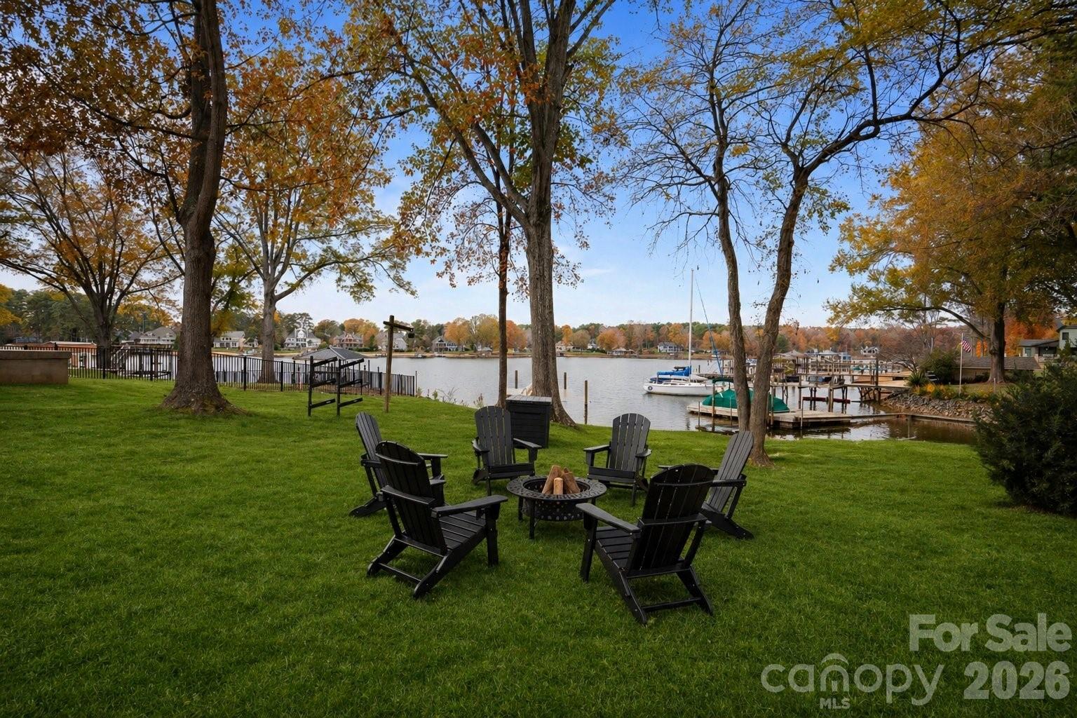 IMPERIAL POINT - Residential