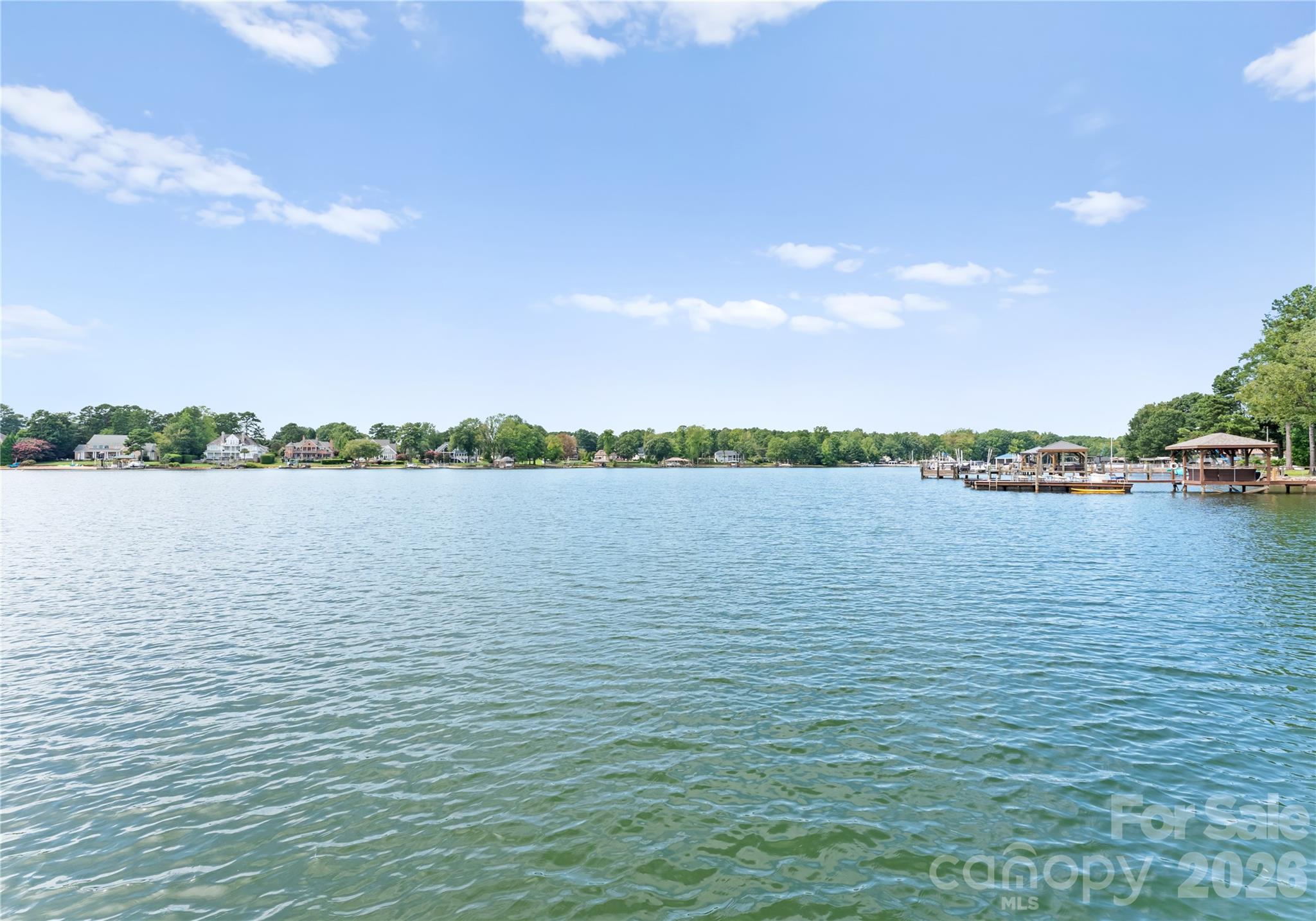 IMPERIAL POINT - Residential