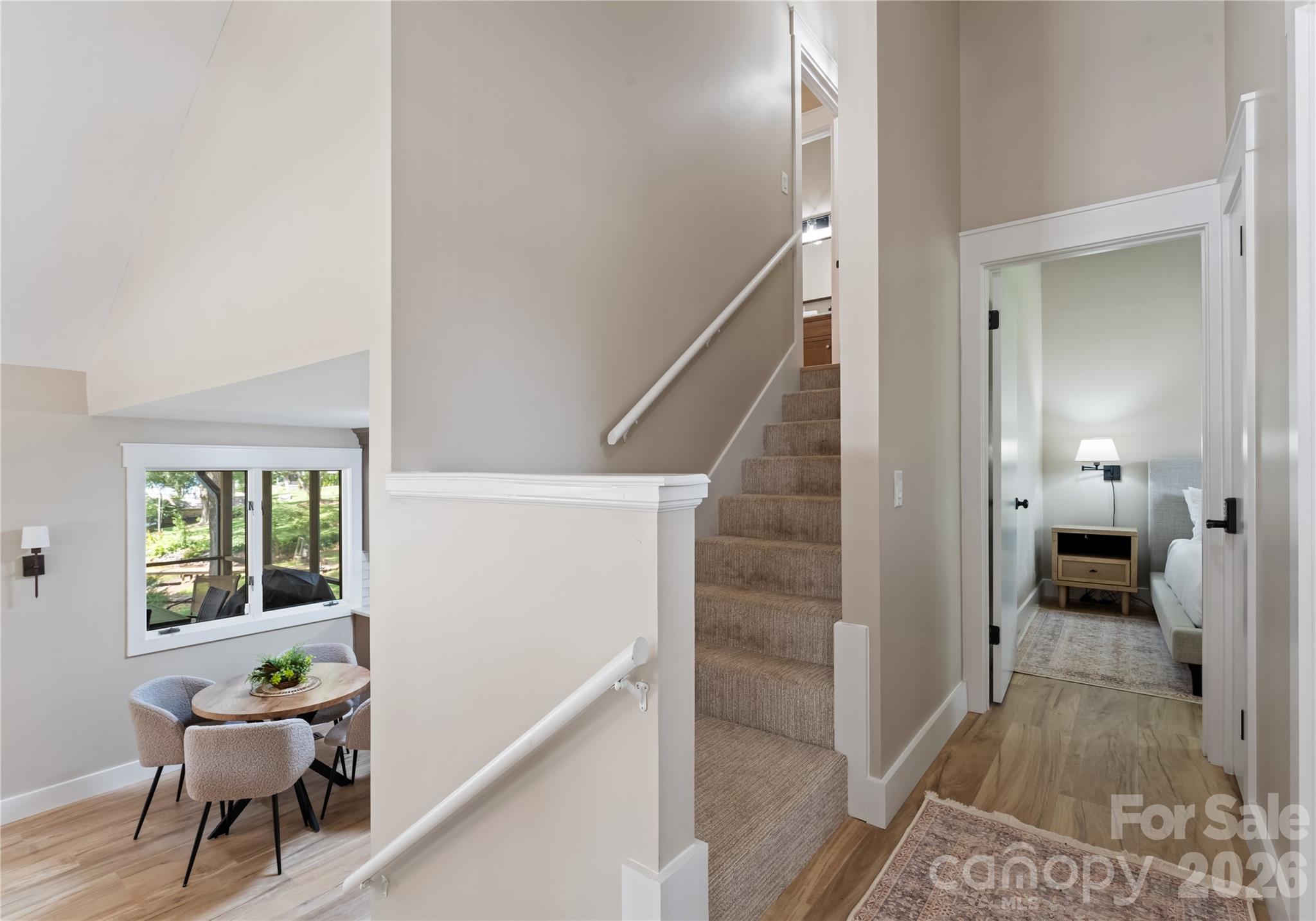 IMPERIAL POINT - Residential