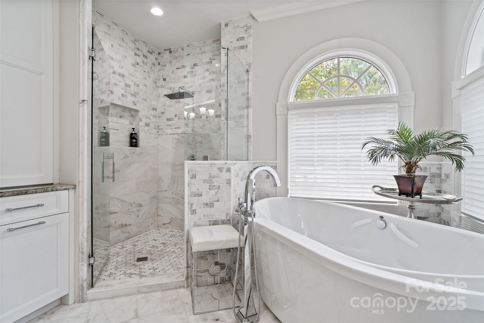 Giverny - Residential