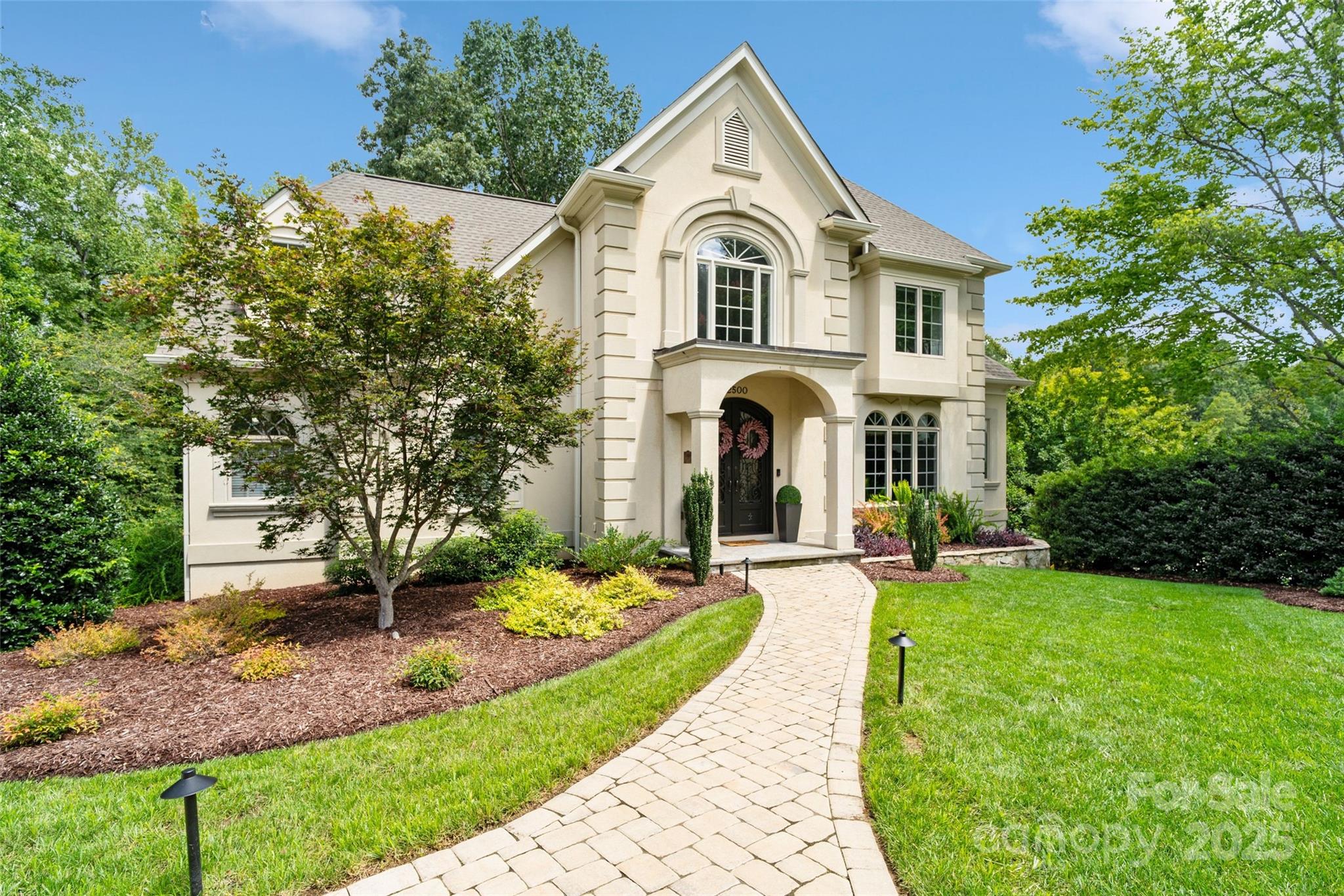 2500 Giverny Drive