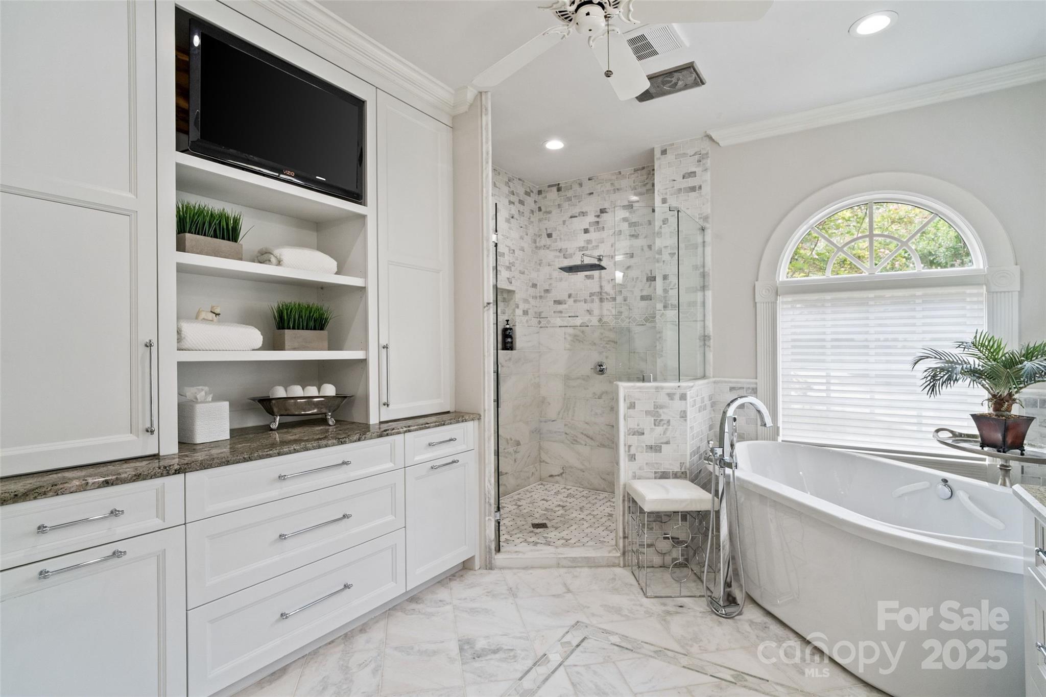 2500 Giverny Drive