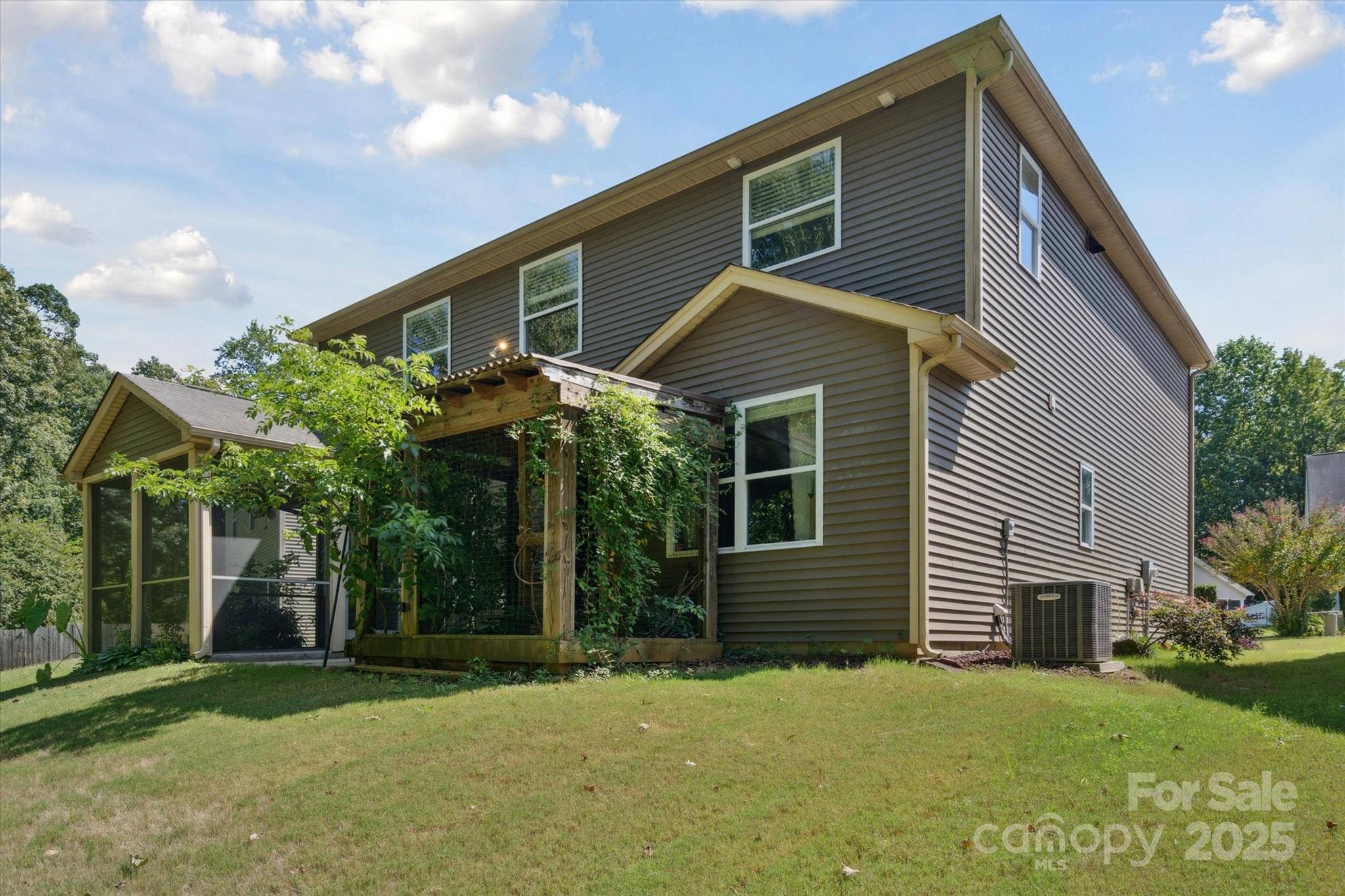 Hubbard Falls - Residential