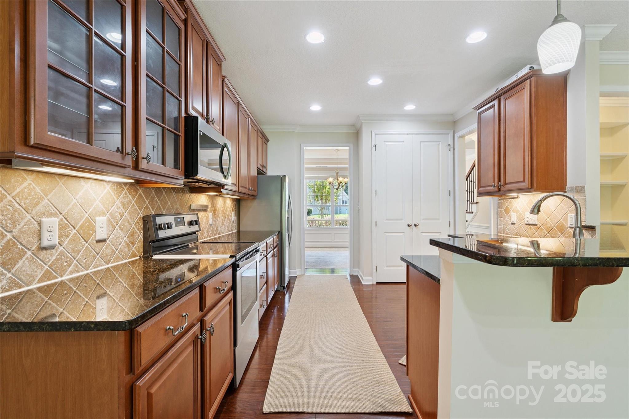 Hubbard Falls - Residential