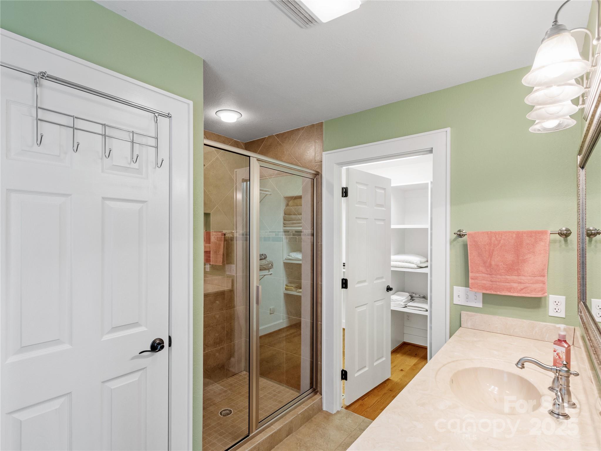 Riverwalk - Residential