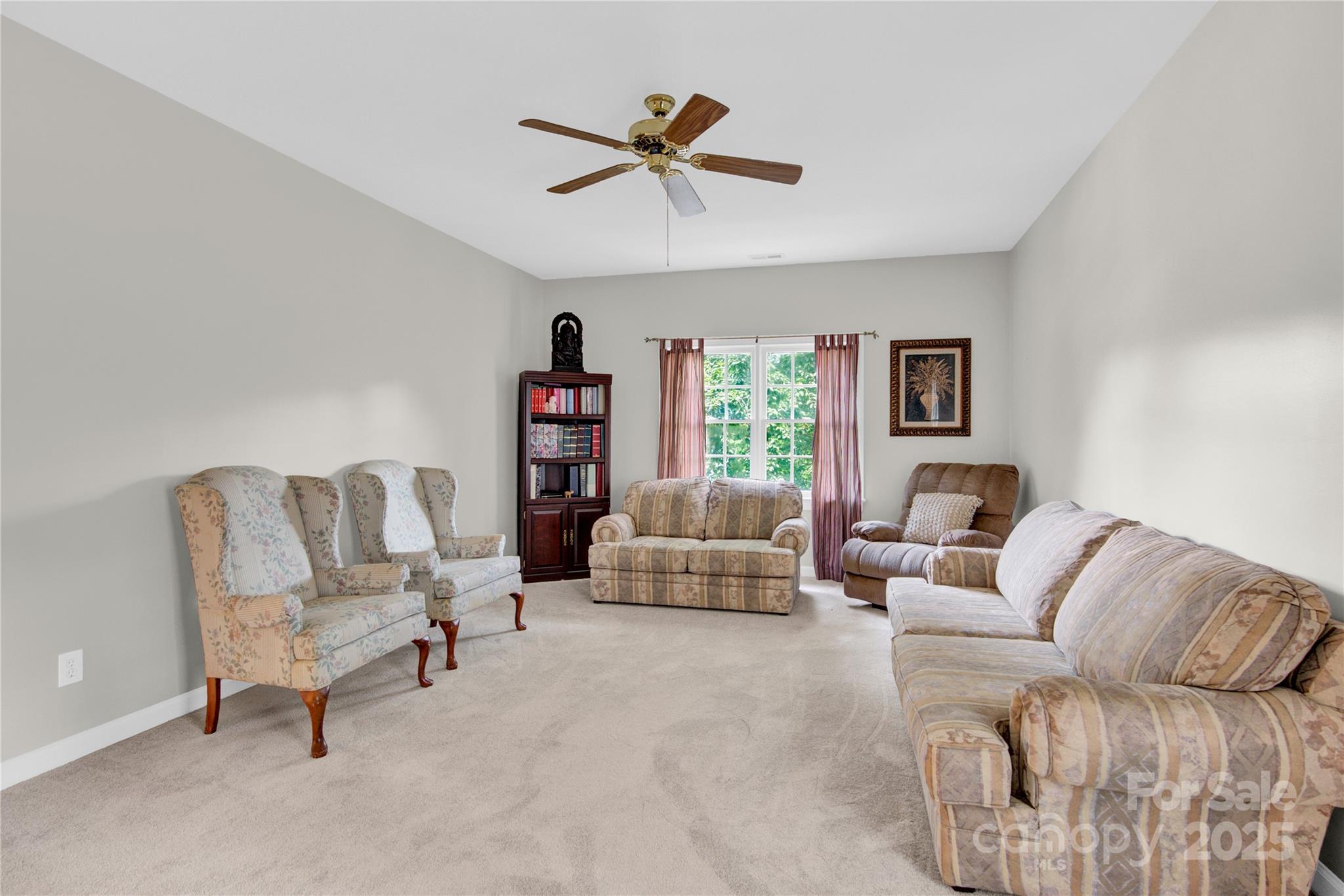 Davis Lake - Residential