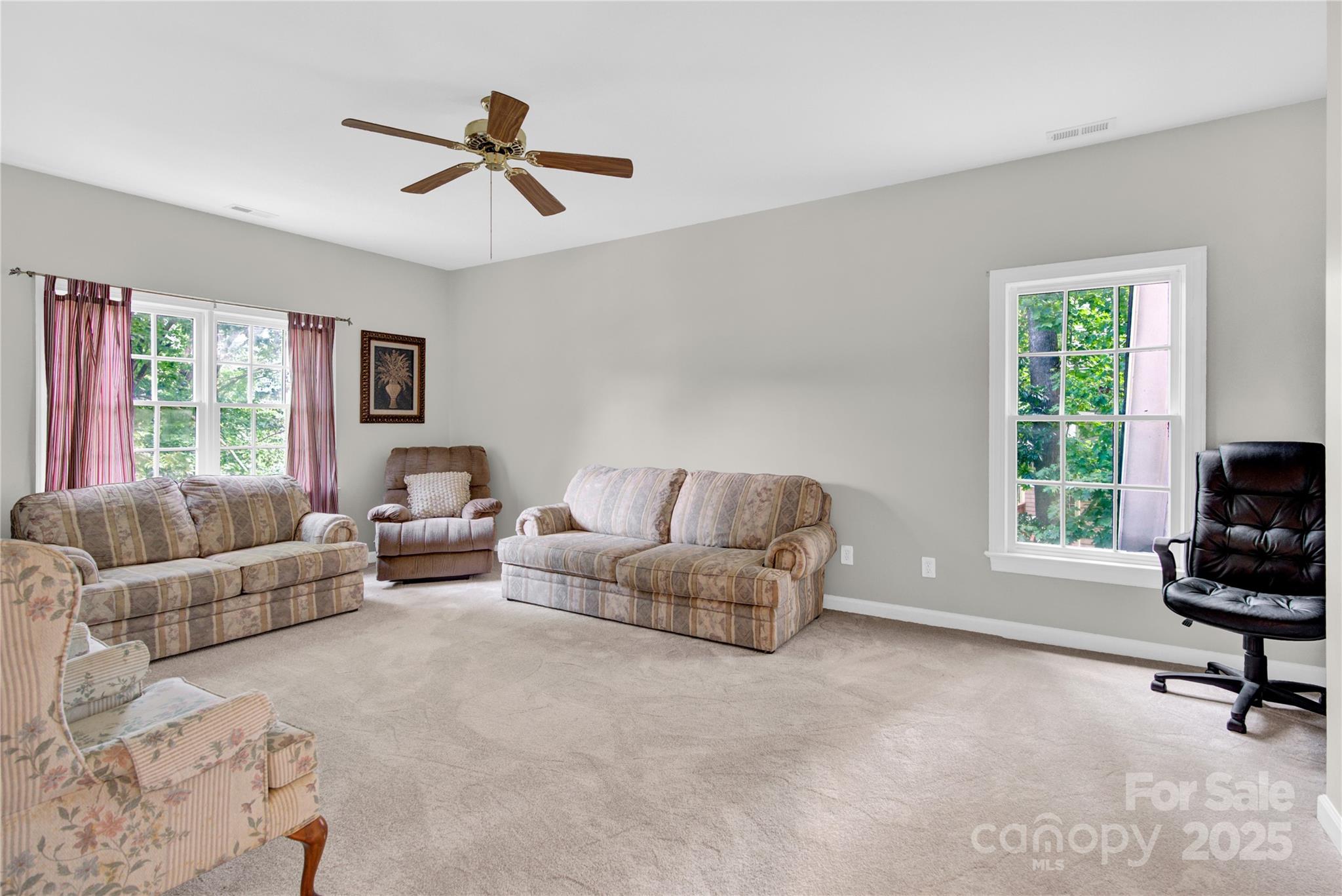 Davis Lake - Residential