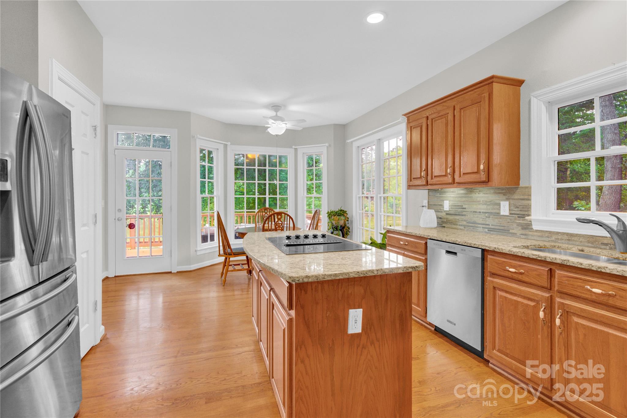 Davis Lake - Residential