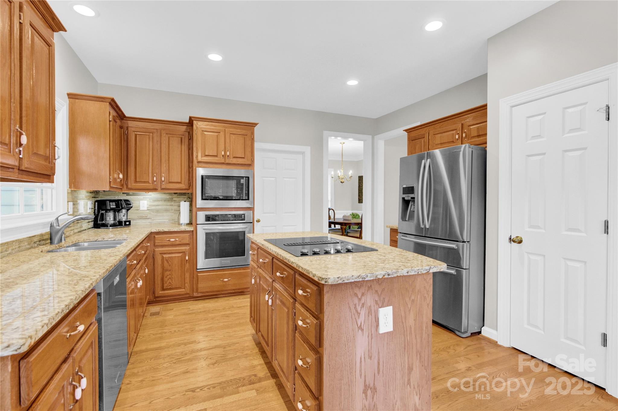 Davis Lake - Residential