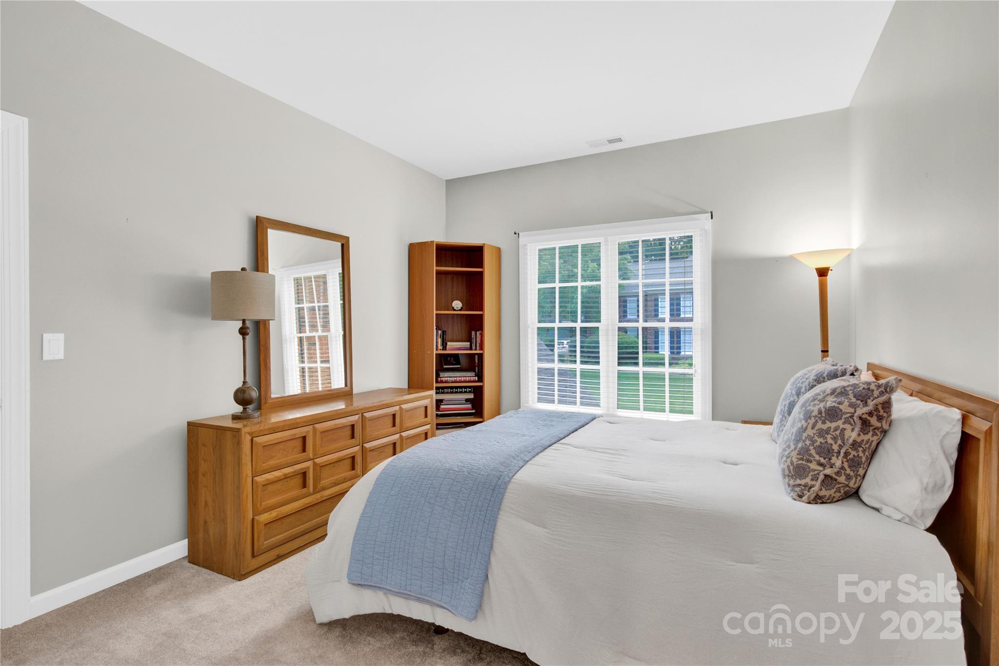 Davis Lake - Residential