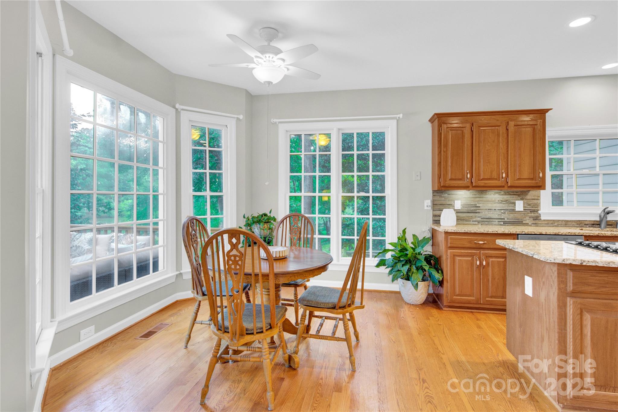 Davis Lake - Residential