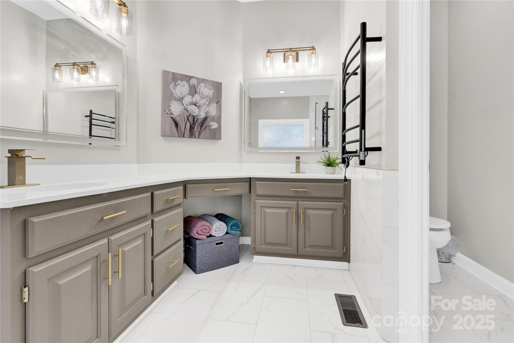 Davis Lake - Residential