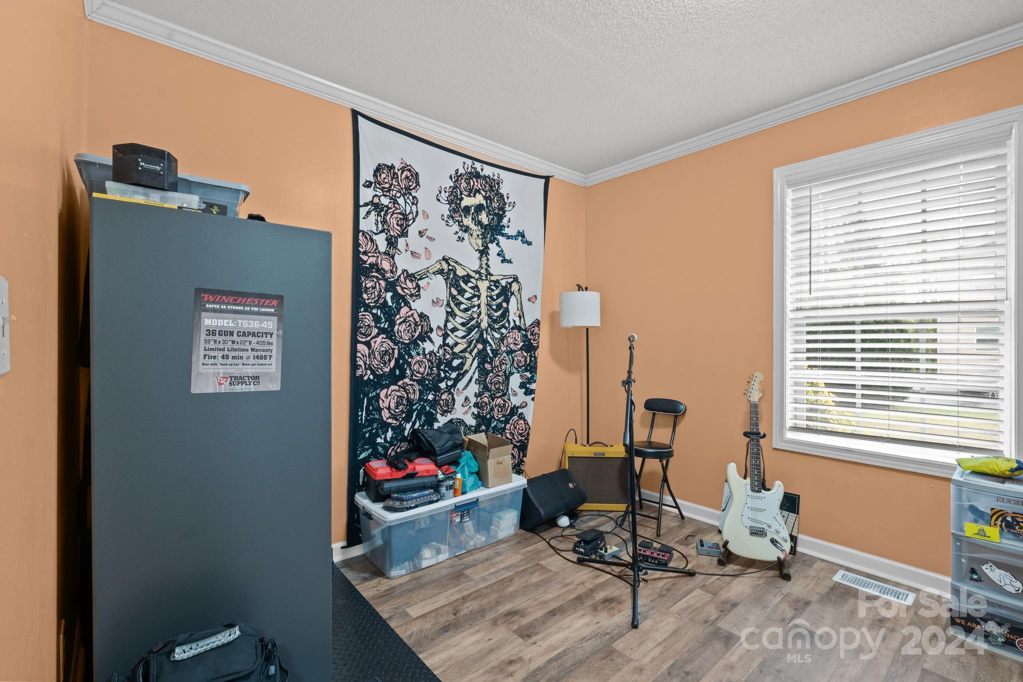 none - Residential Income