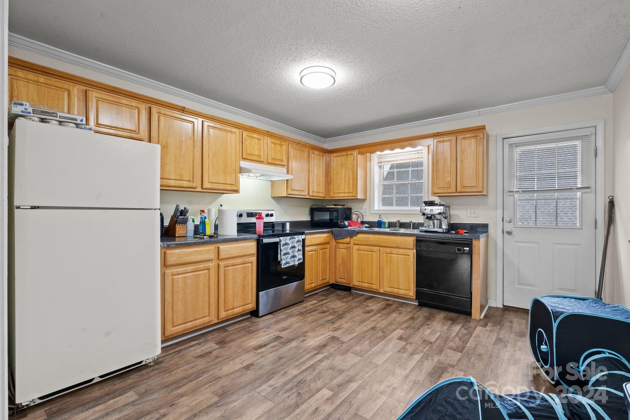 none - Residential Income