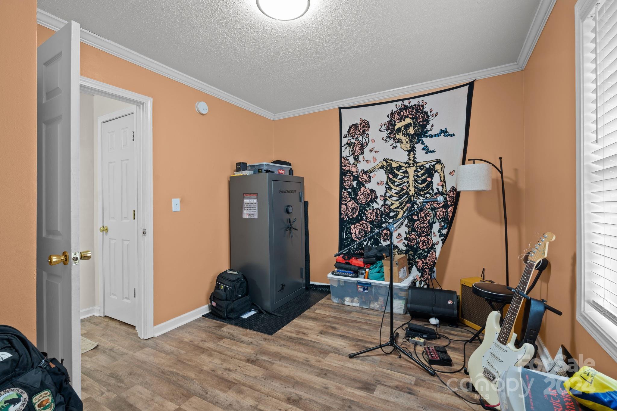 none - Residential Income