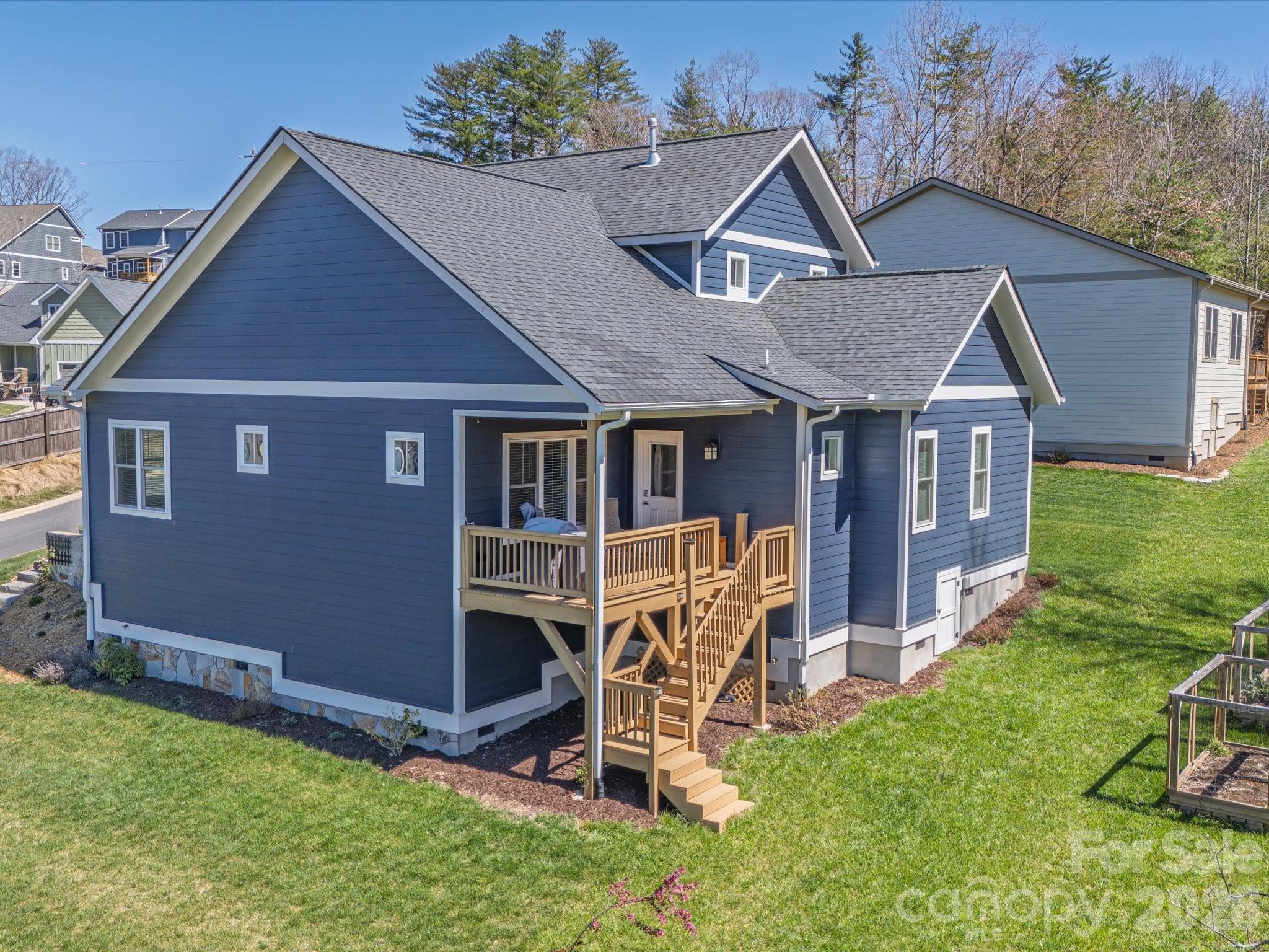 Ellis Place - Residential