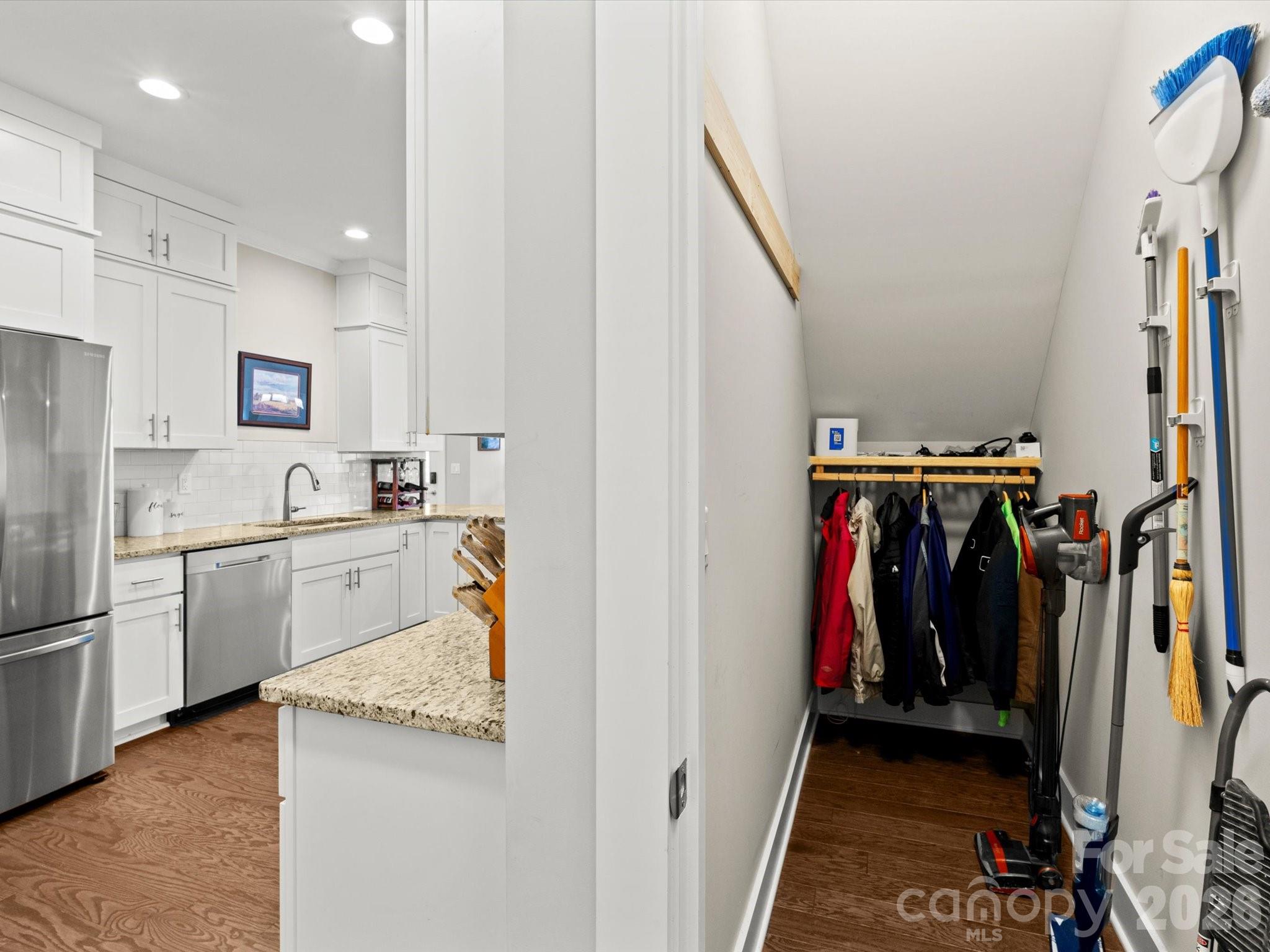 Ellis Place - Residential