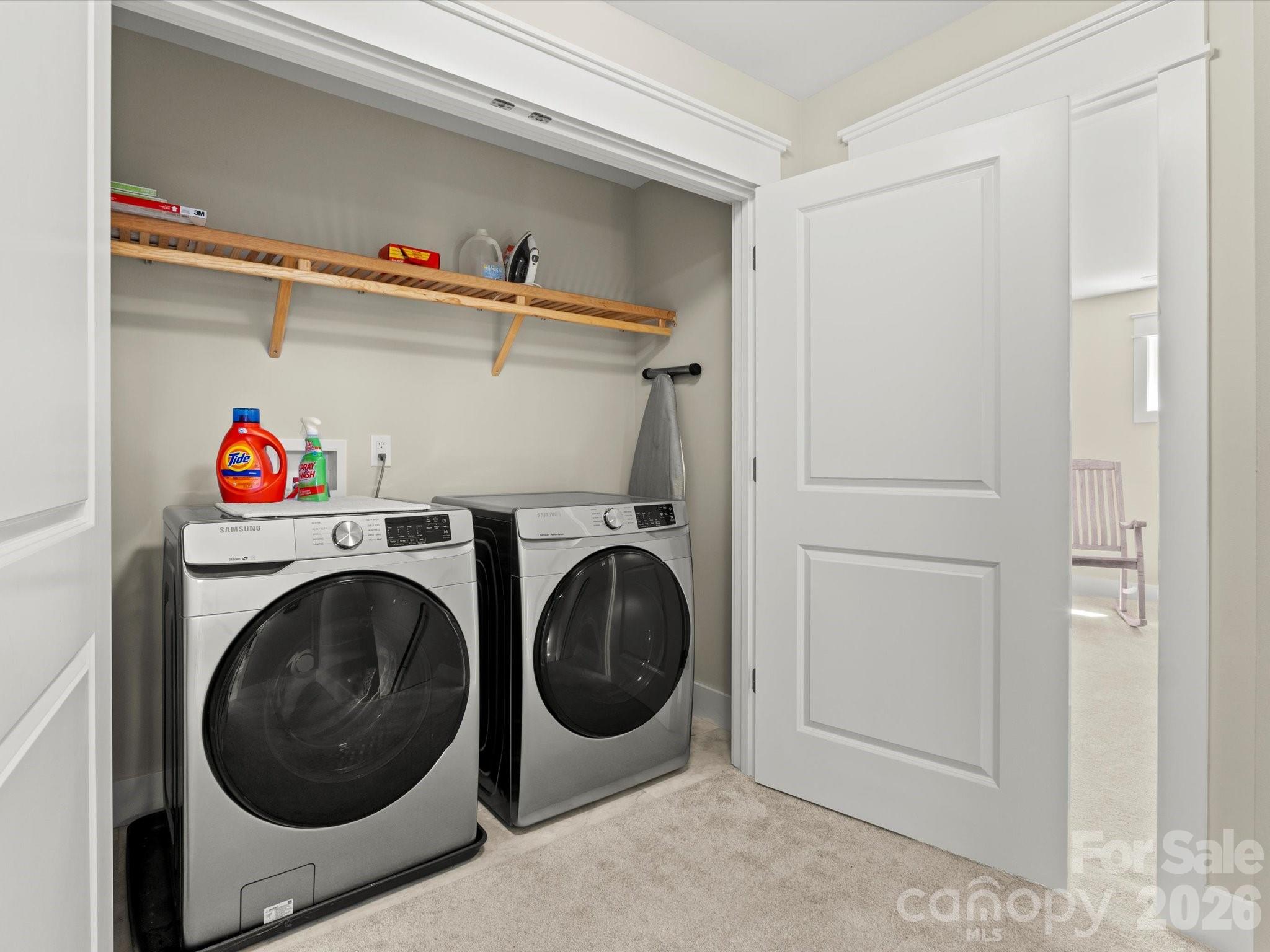 Ellis Place - Residential