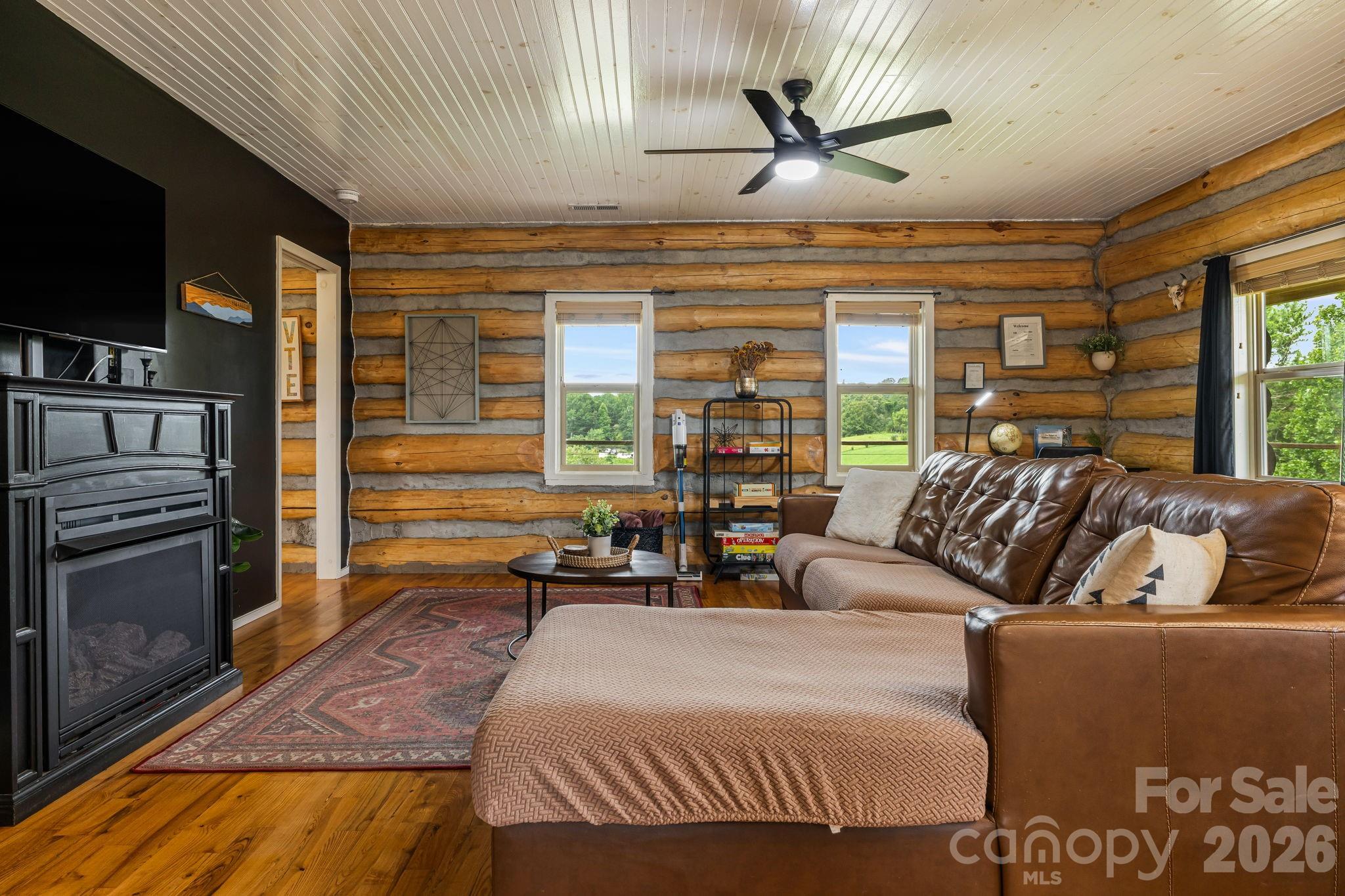 194 Cabin Hollow Drive